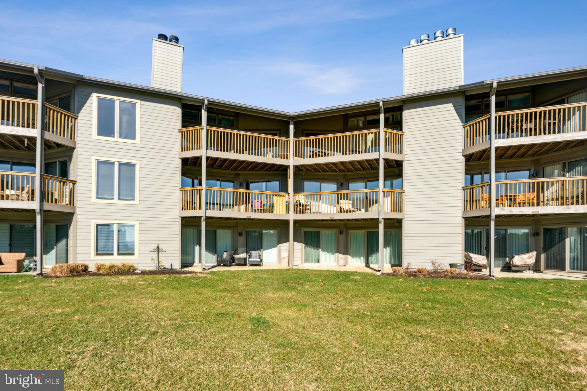 CHESAPEAKE HARBOUR - Residential