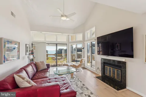 7006 Channel Village Court Unit 201, Annapolis, MD MLS: MDAA2109296