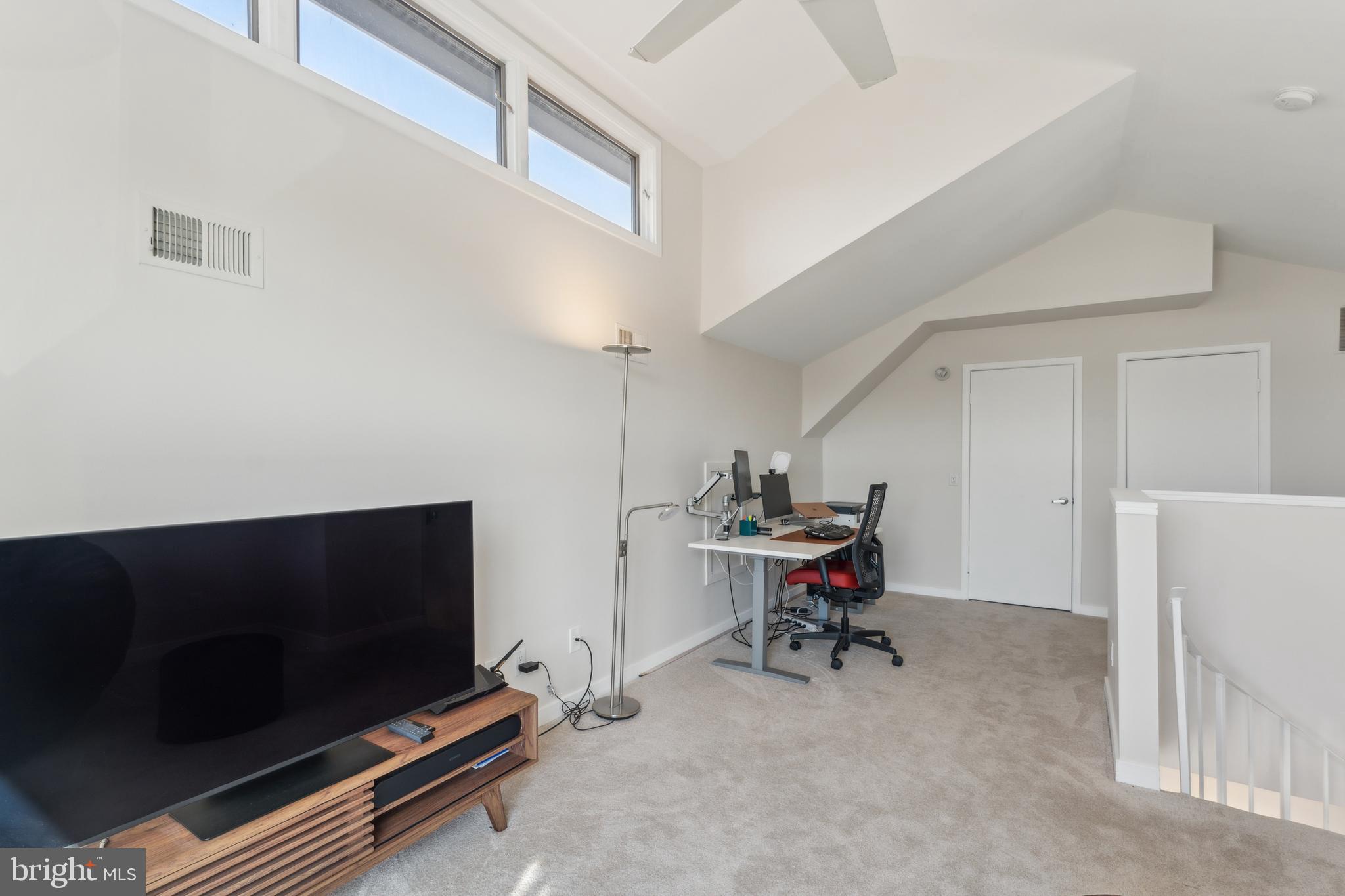 CHESAPEAKE HARBOUR - Residential