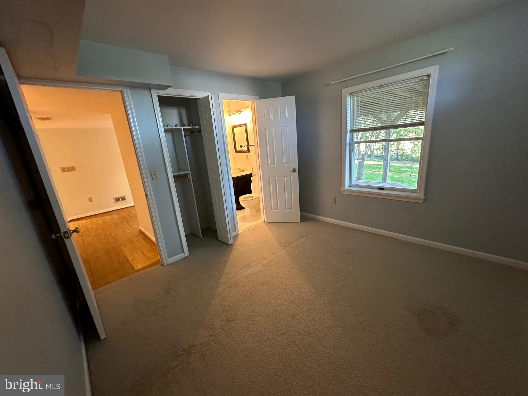 WELLER ESTATES - Residential Lease