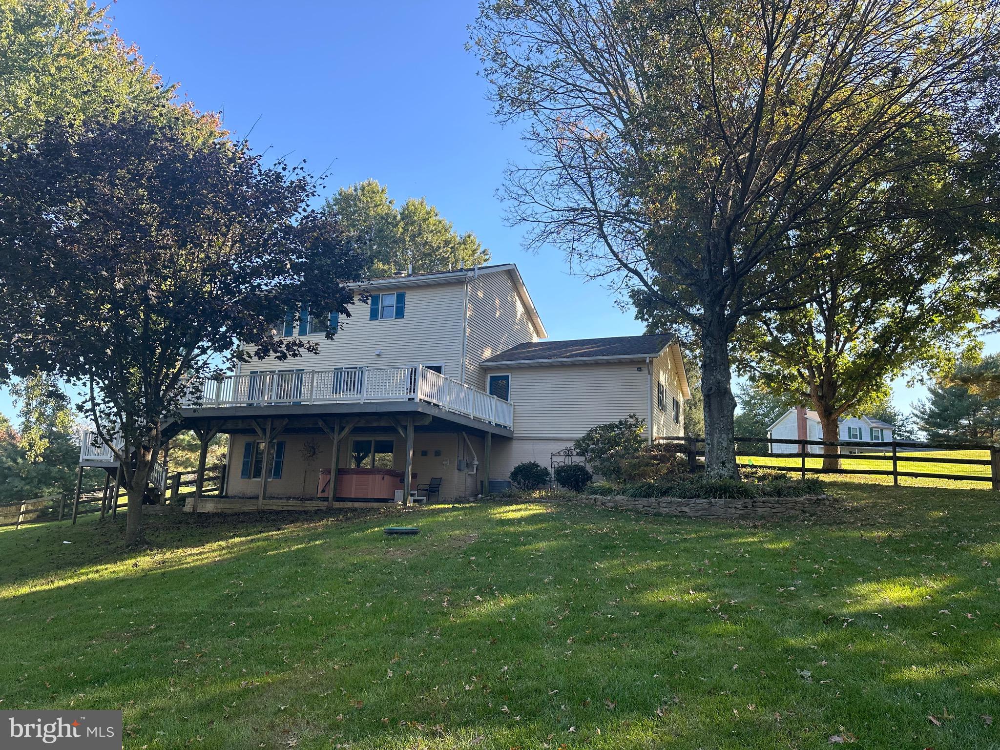 WELLER ESTATES - Residential Lease