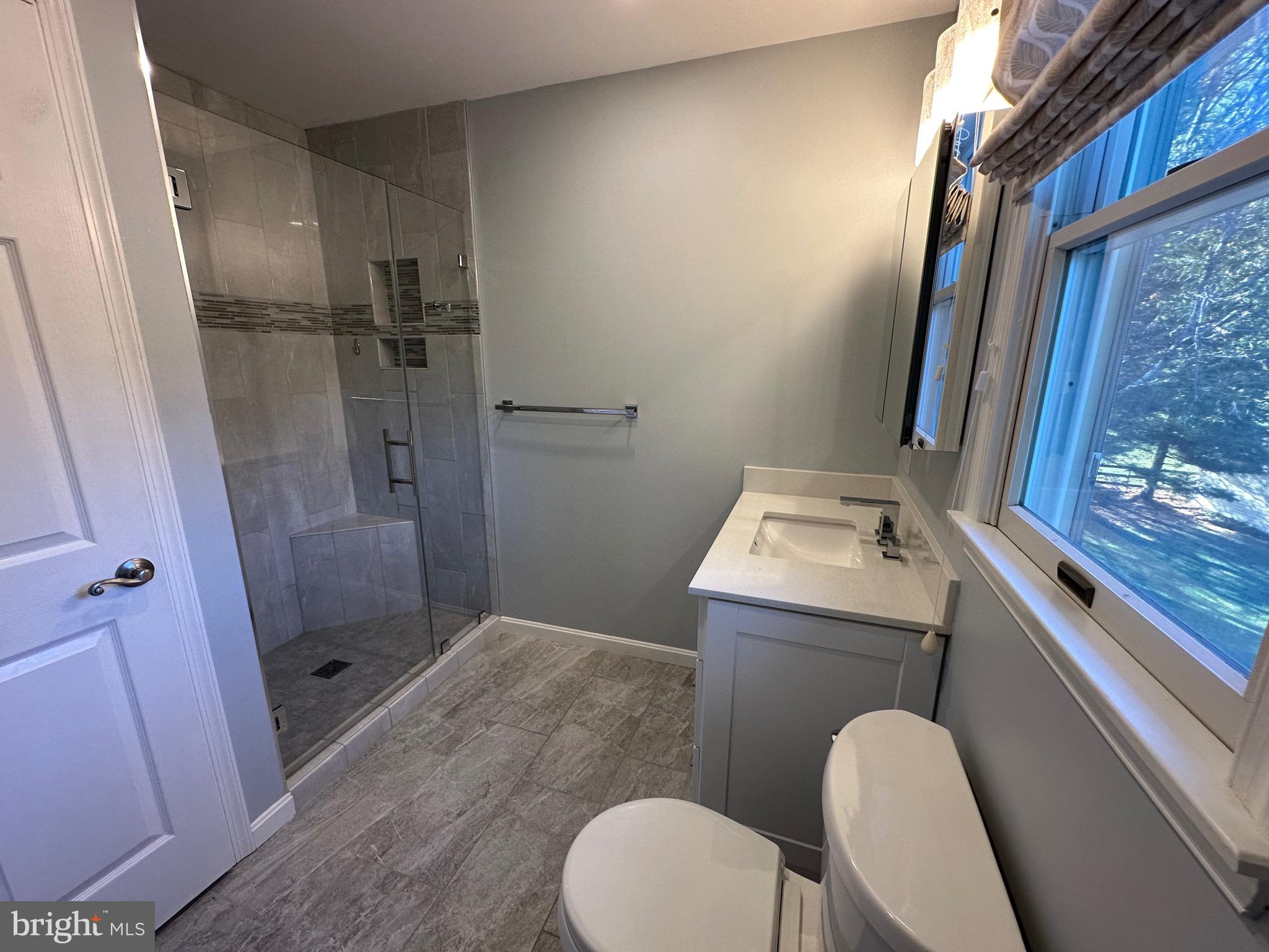 WELLER ESTATES - Residential Lease