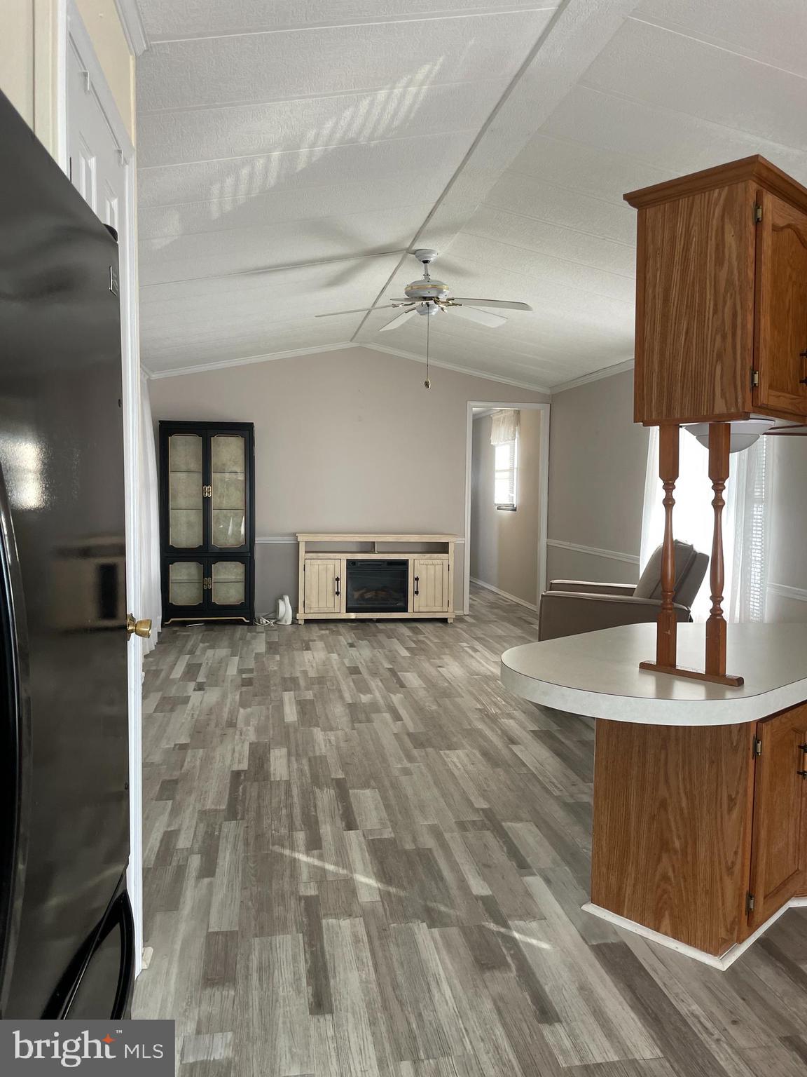 MURRAY MANOR - Residential