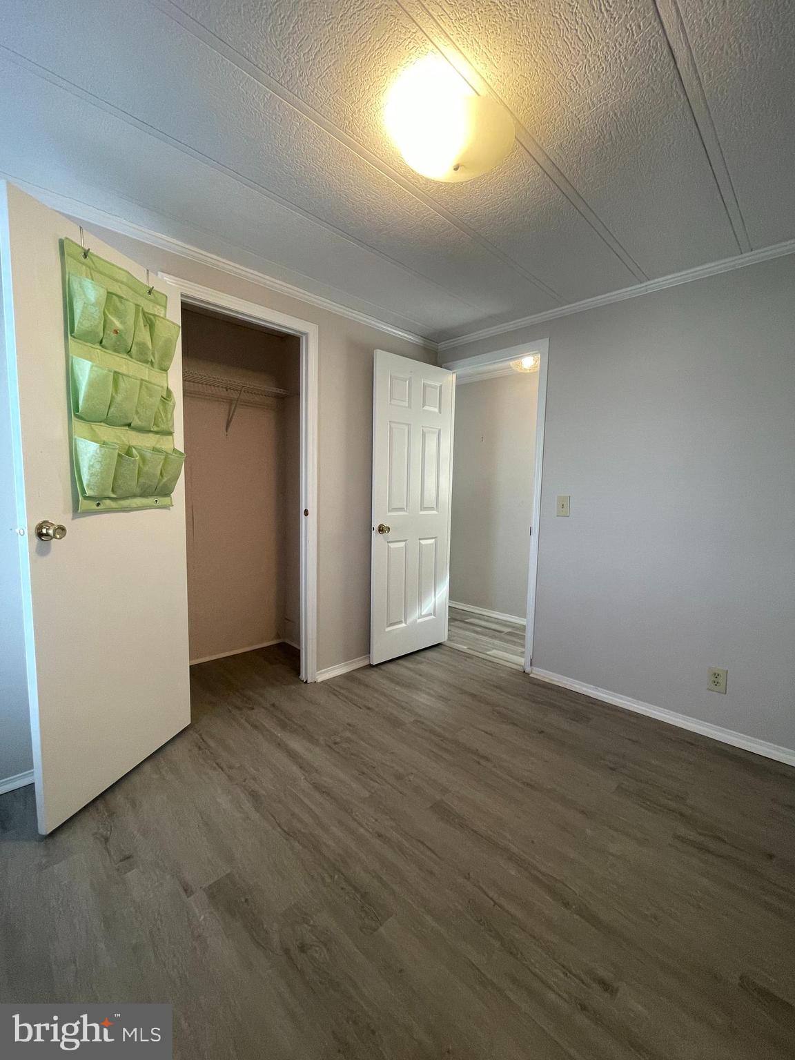 MURRAY MANOR - Residential