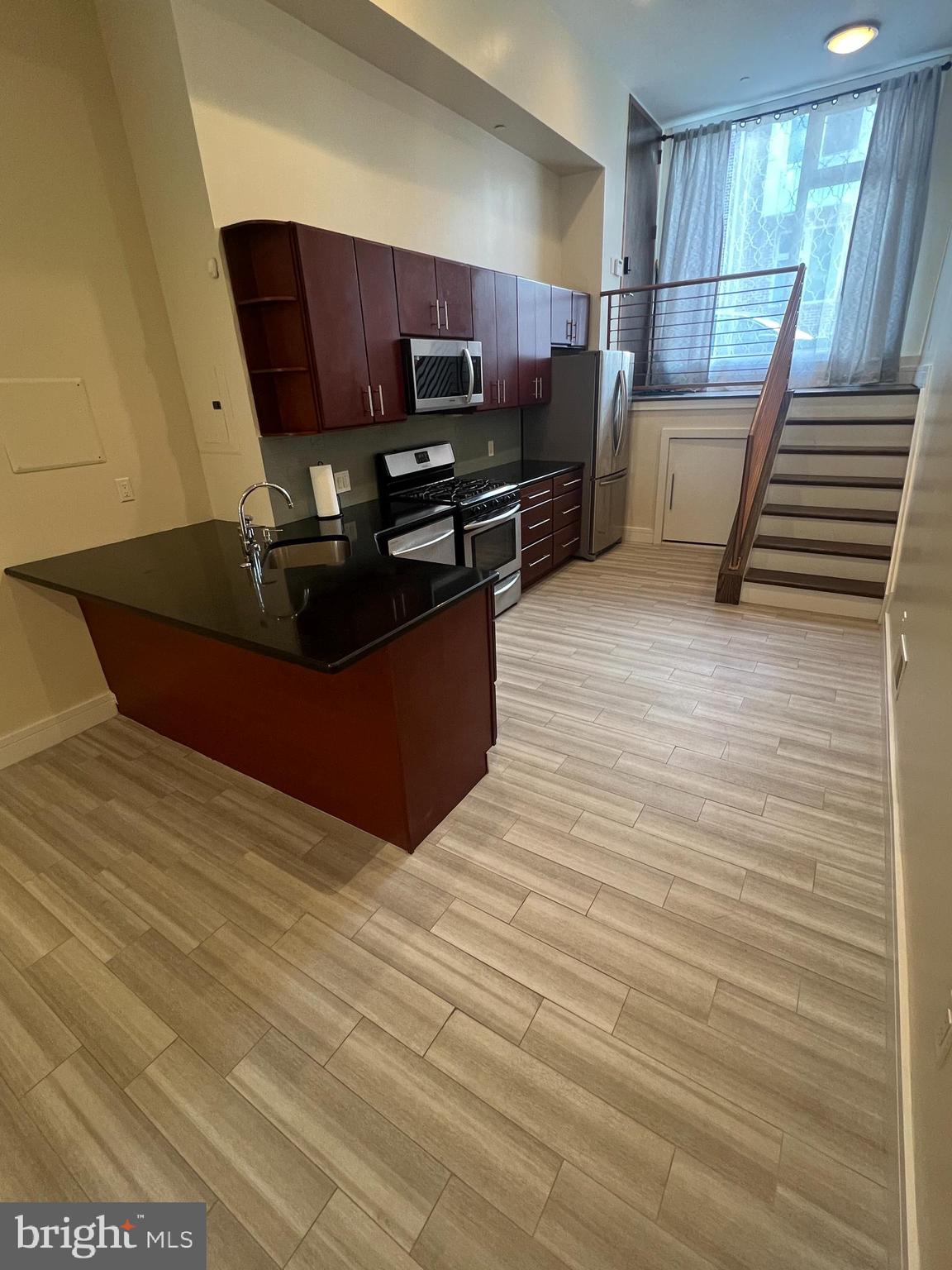 FAIRMOUNT - Residential Lease