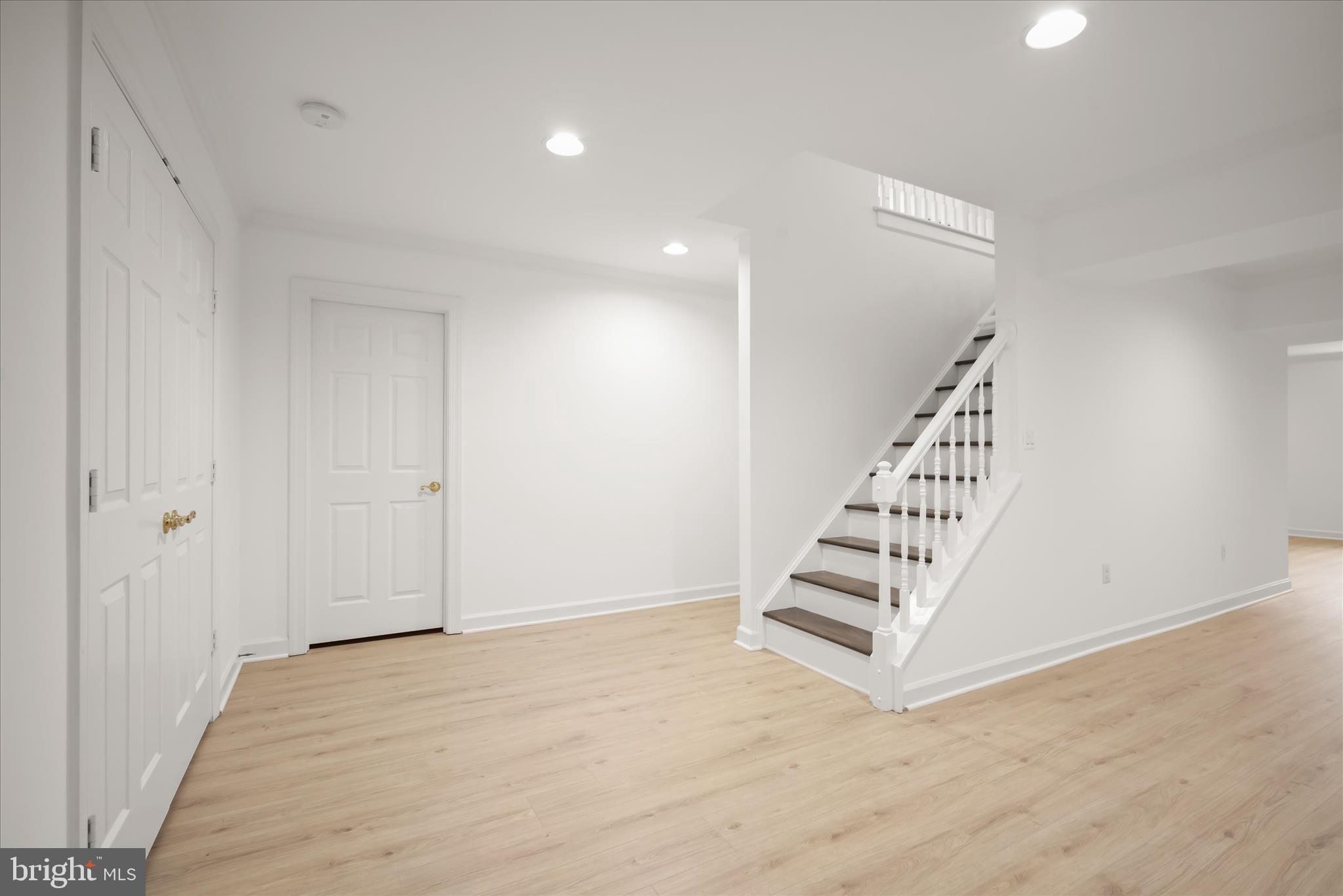 POTOMAC GROVE - Residential
