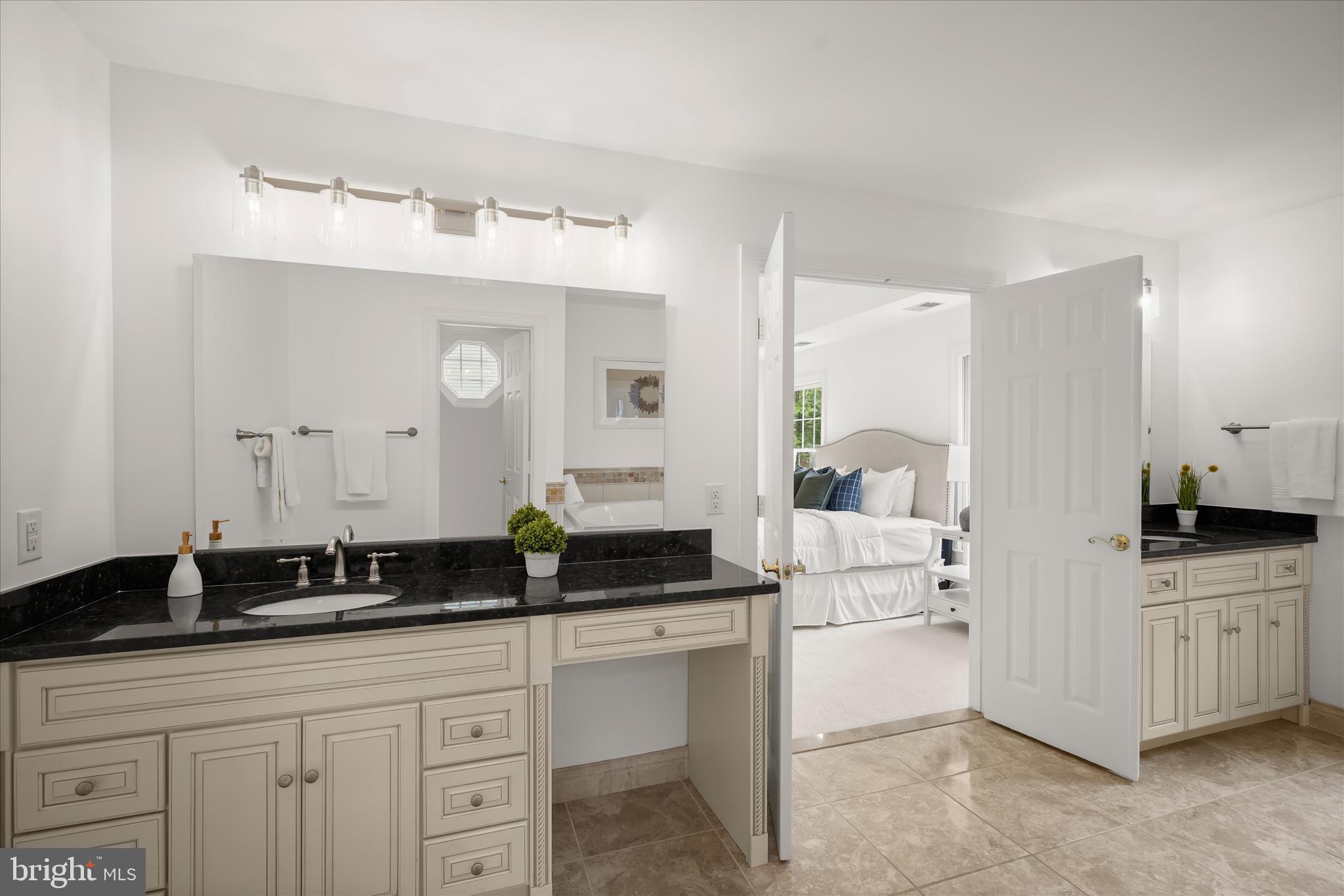 POTOMAC GROVE - Residential