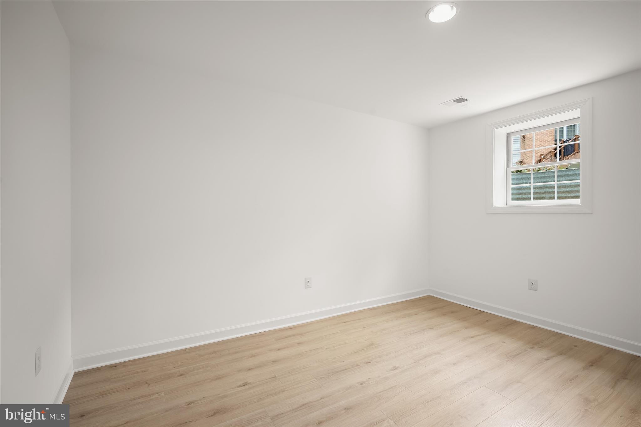 POTOMAC GROVE - Residential