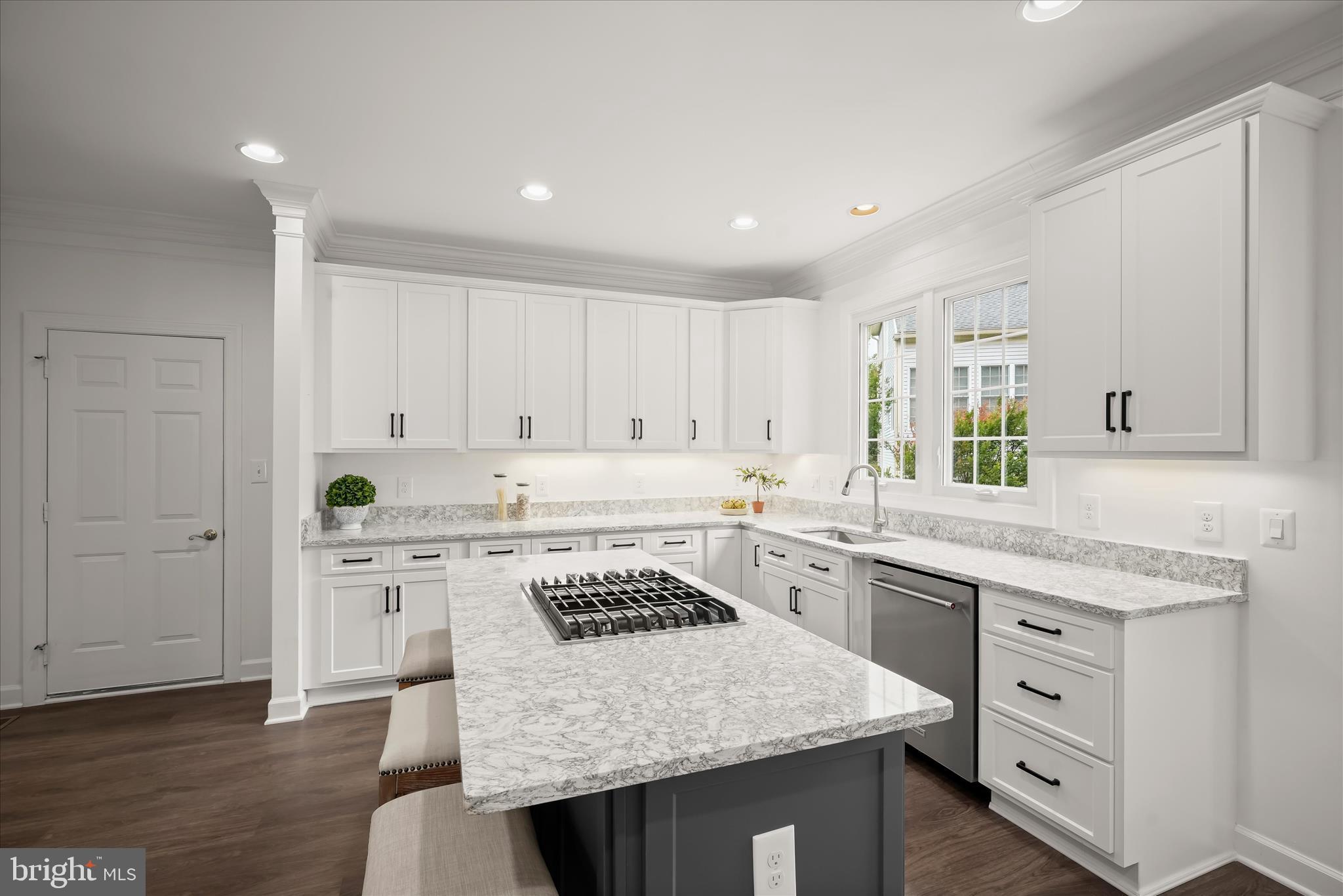 POTOMAC GROVE - Residential