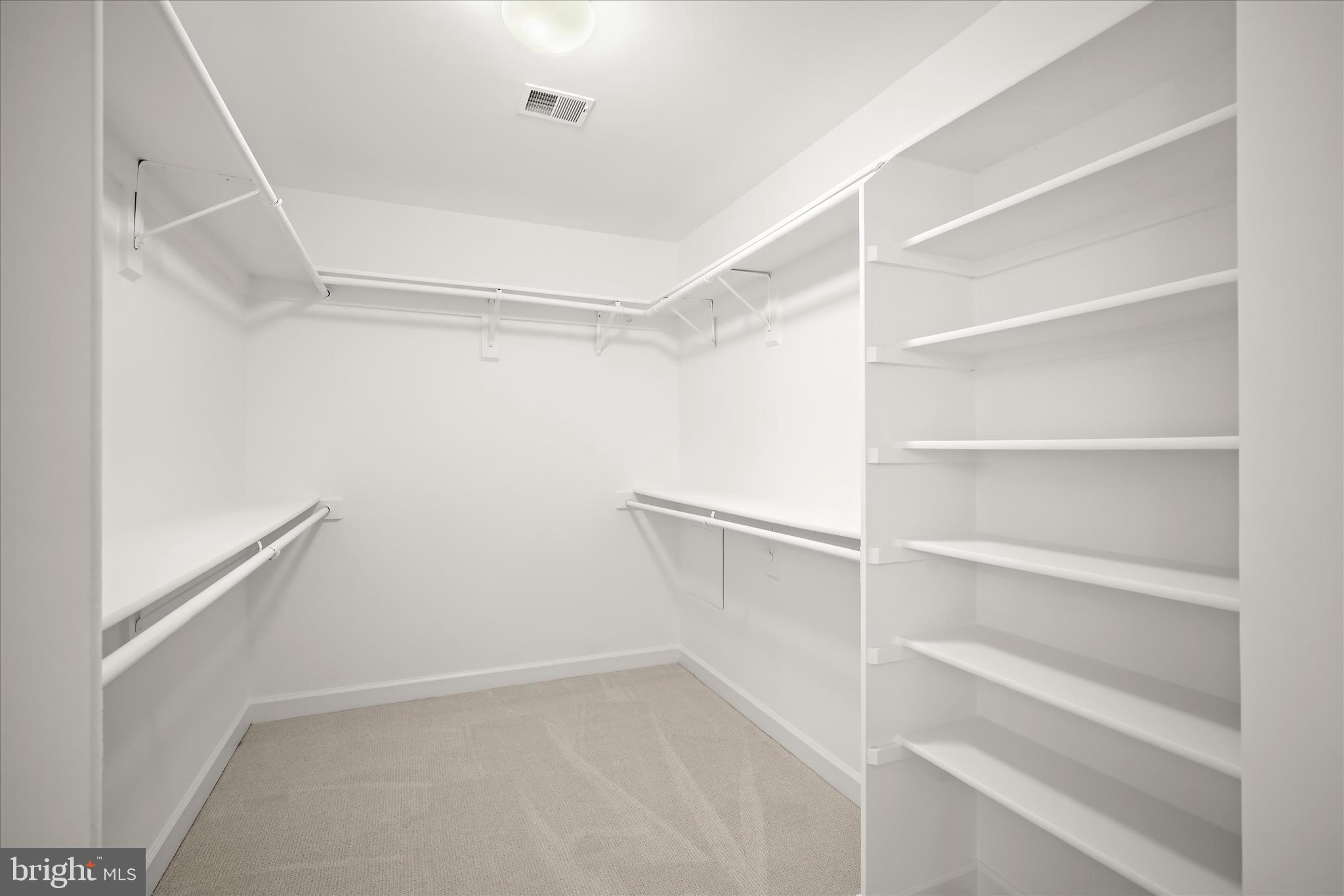 POTOMAC GROVE - Residential