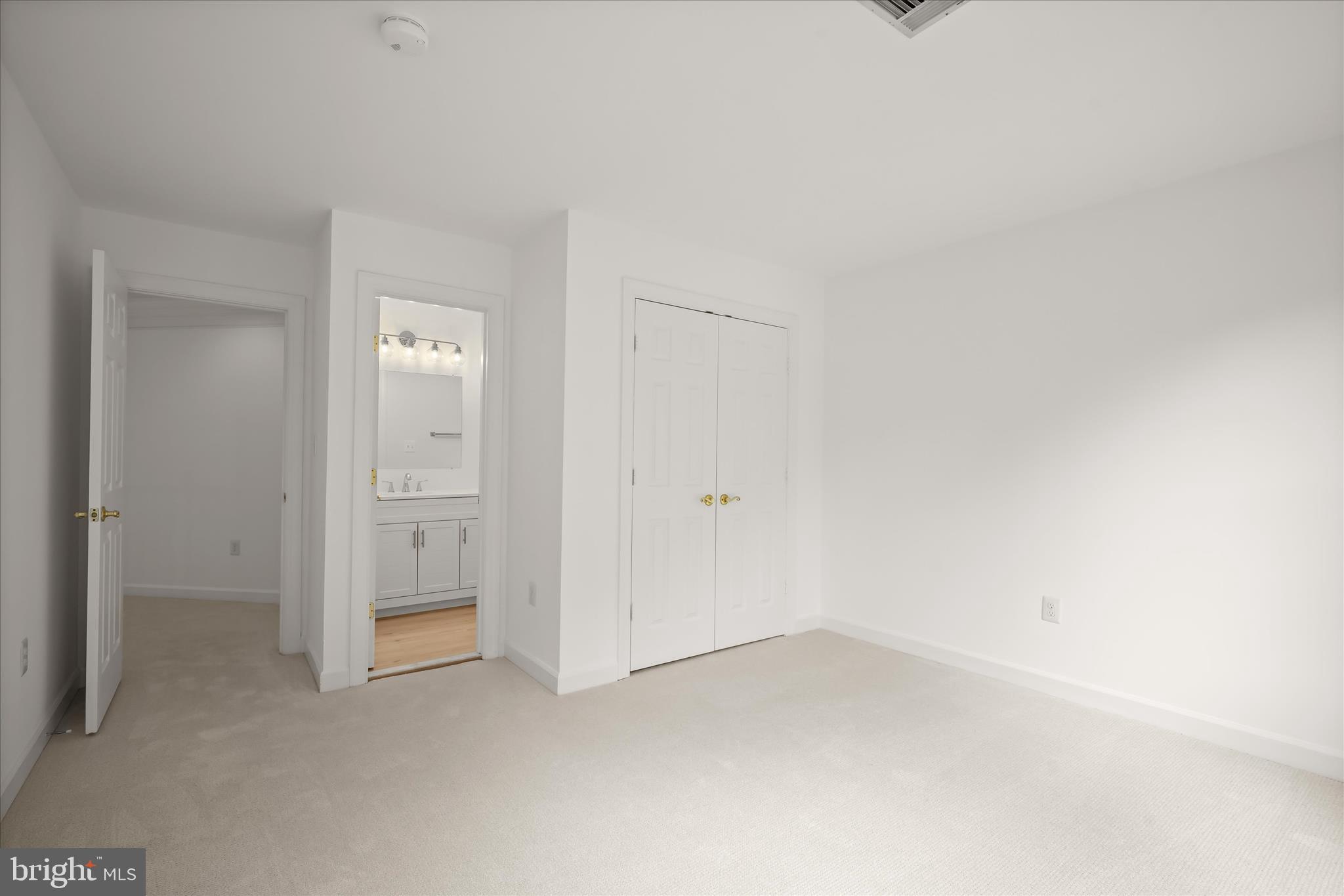 POTOMAC GROVE - Residential