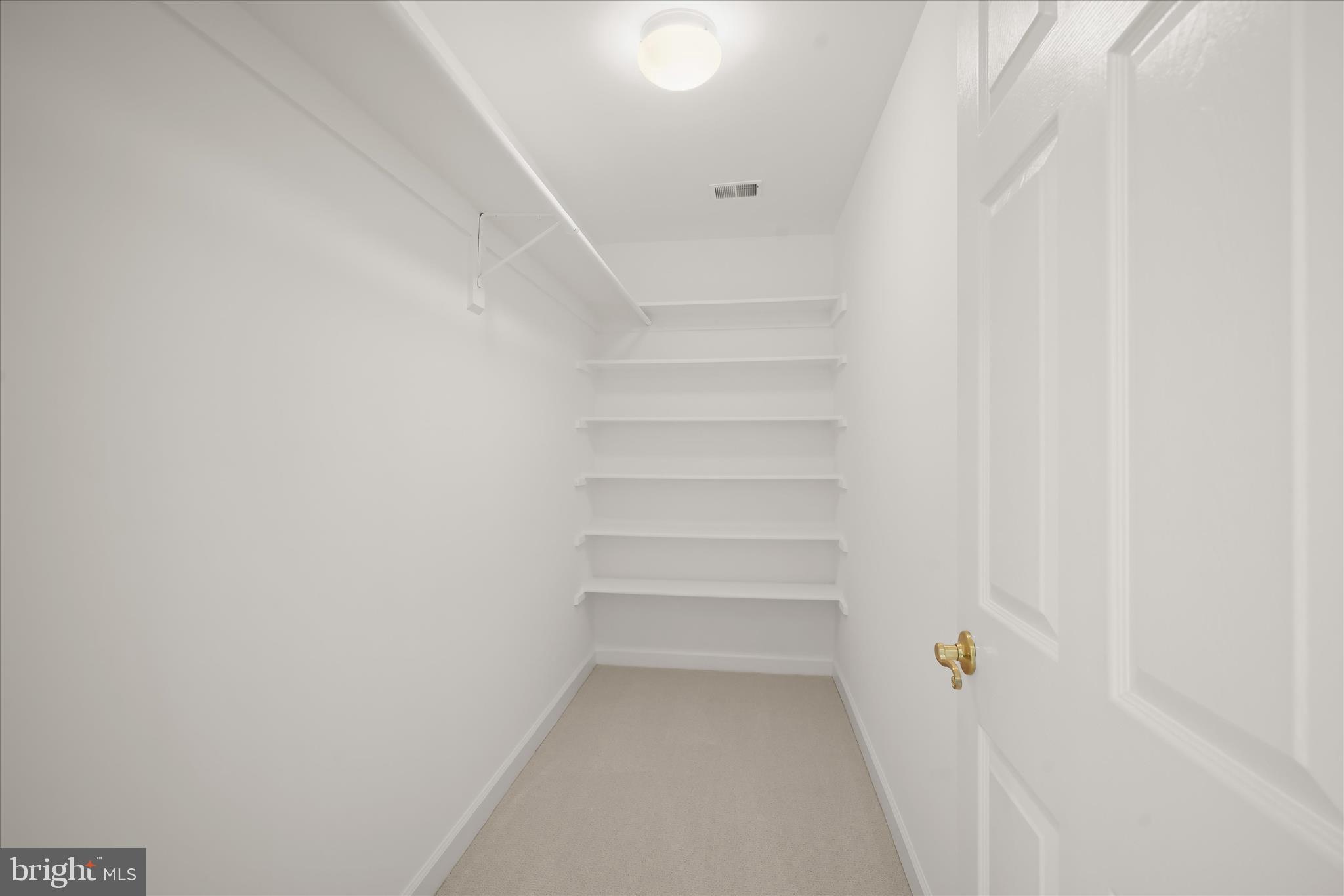 POTOMAC GROVE - Residential
