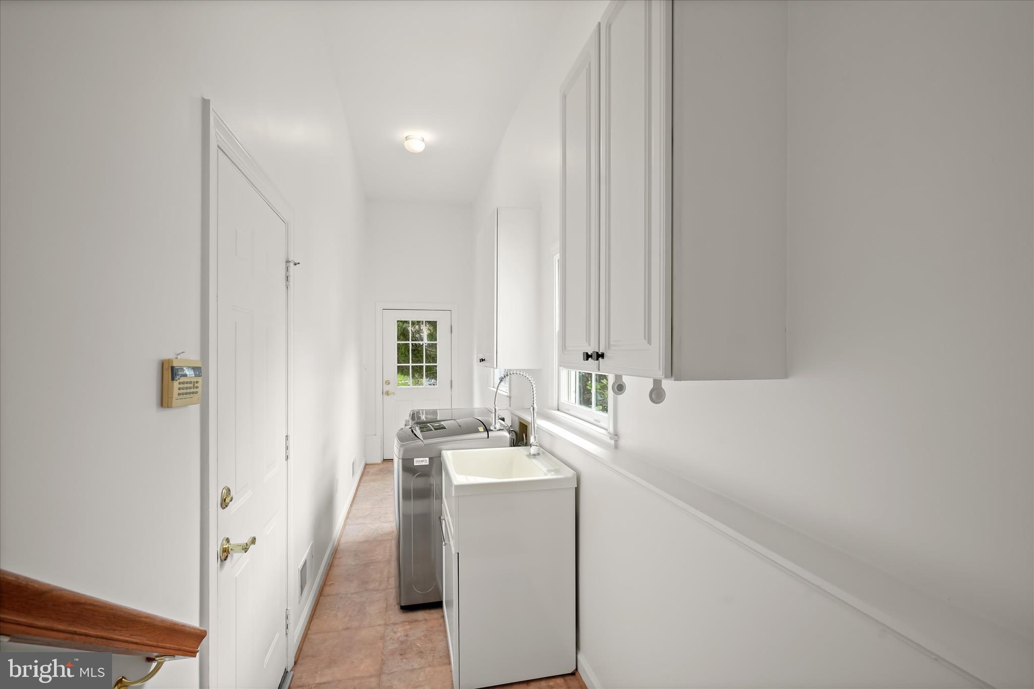 POTOMAC GROVE - Residential