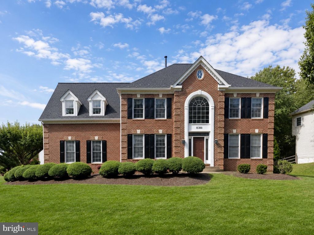 Photo of 15300 Kwanzan Court, GAITHERSBURG, MD 20878 (MLS # MDMC2236806)