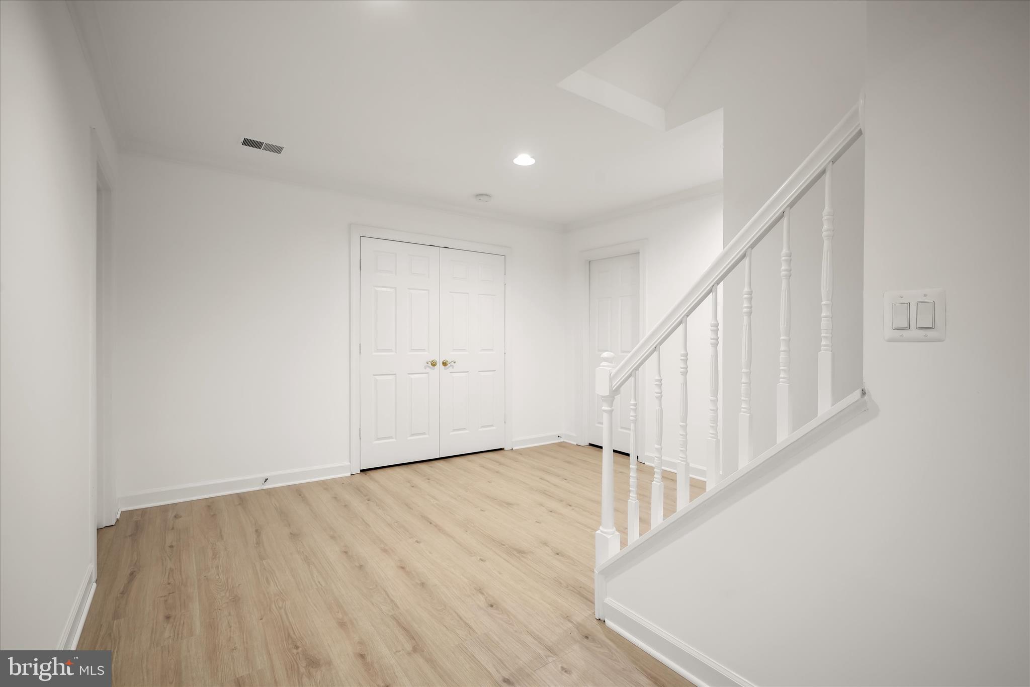 POTOMAC GROVE - Residential