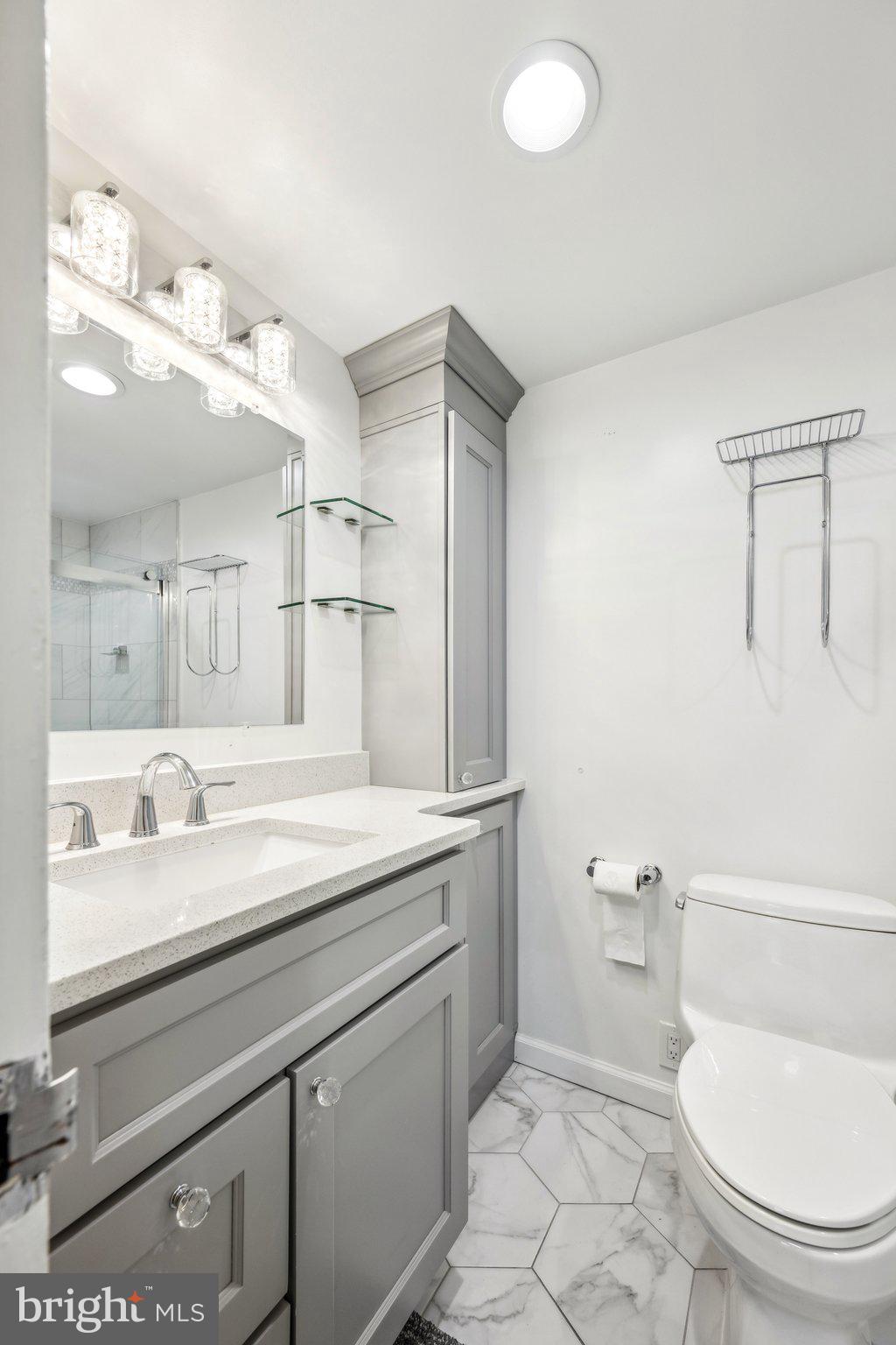 THE CARLTON - Residential