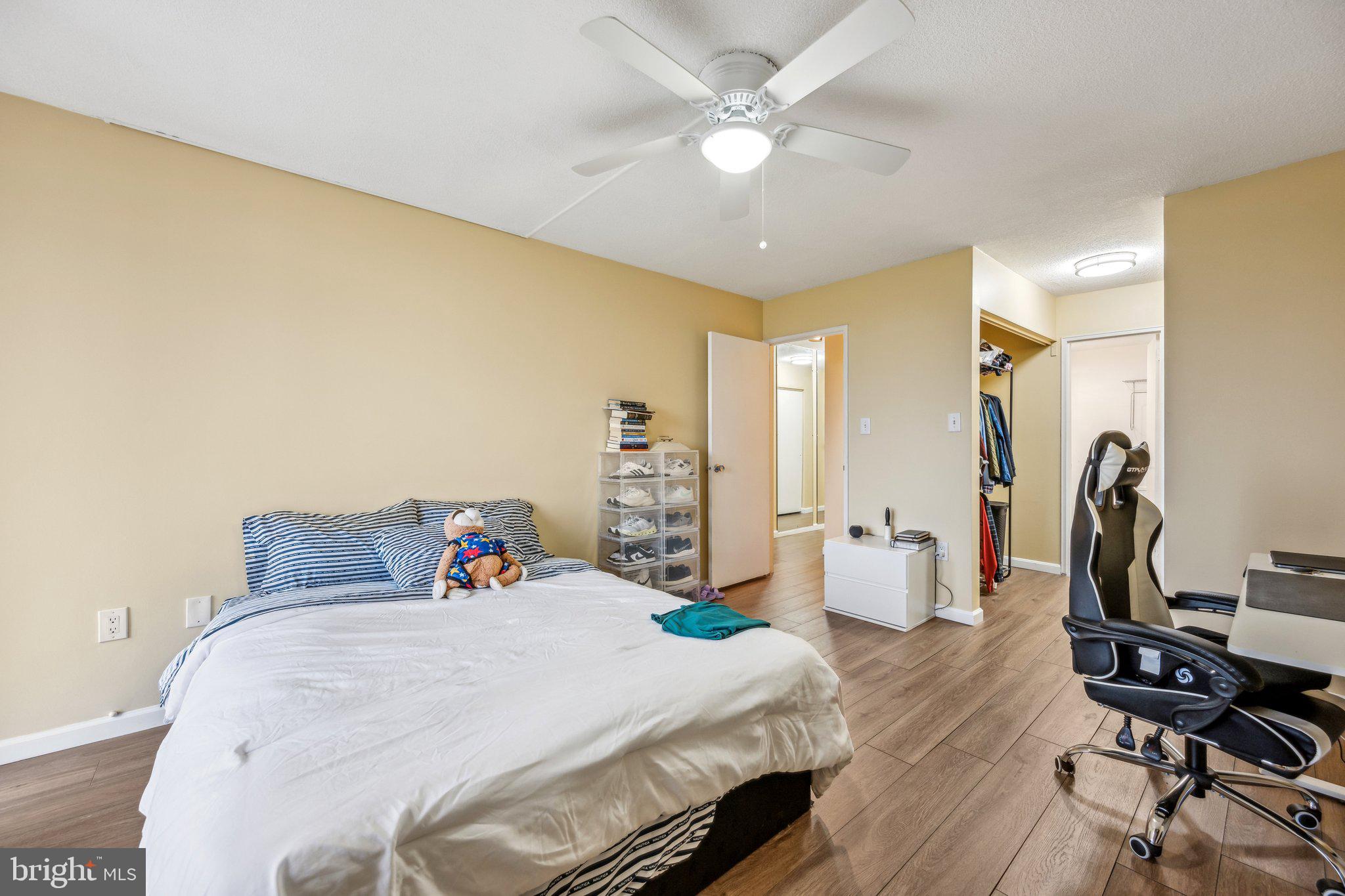 THE CARLTON - Residential