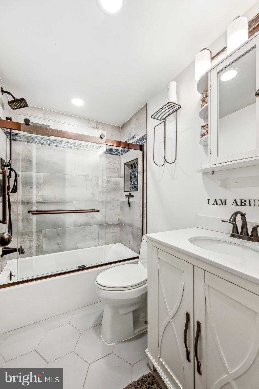 THE CARLTON - Residential