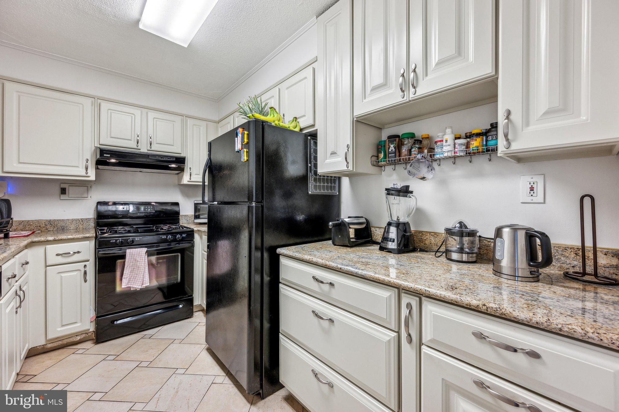 THE CARLTON - Residential