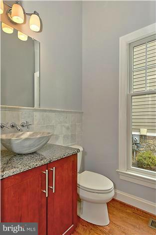 ARLINGTON - Residential