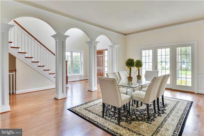 ARLINGTON - Residential