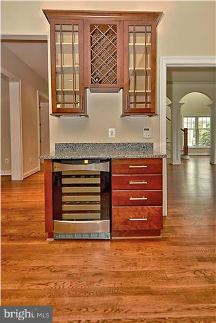 ARLINGTON - Residential