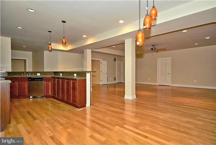 ARLINGTON - Residential