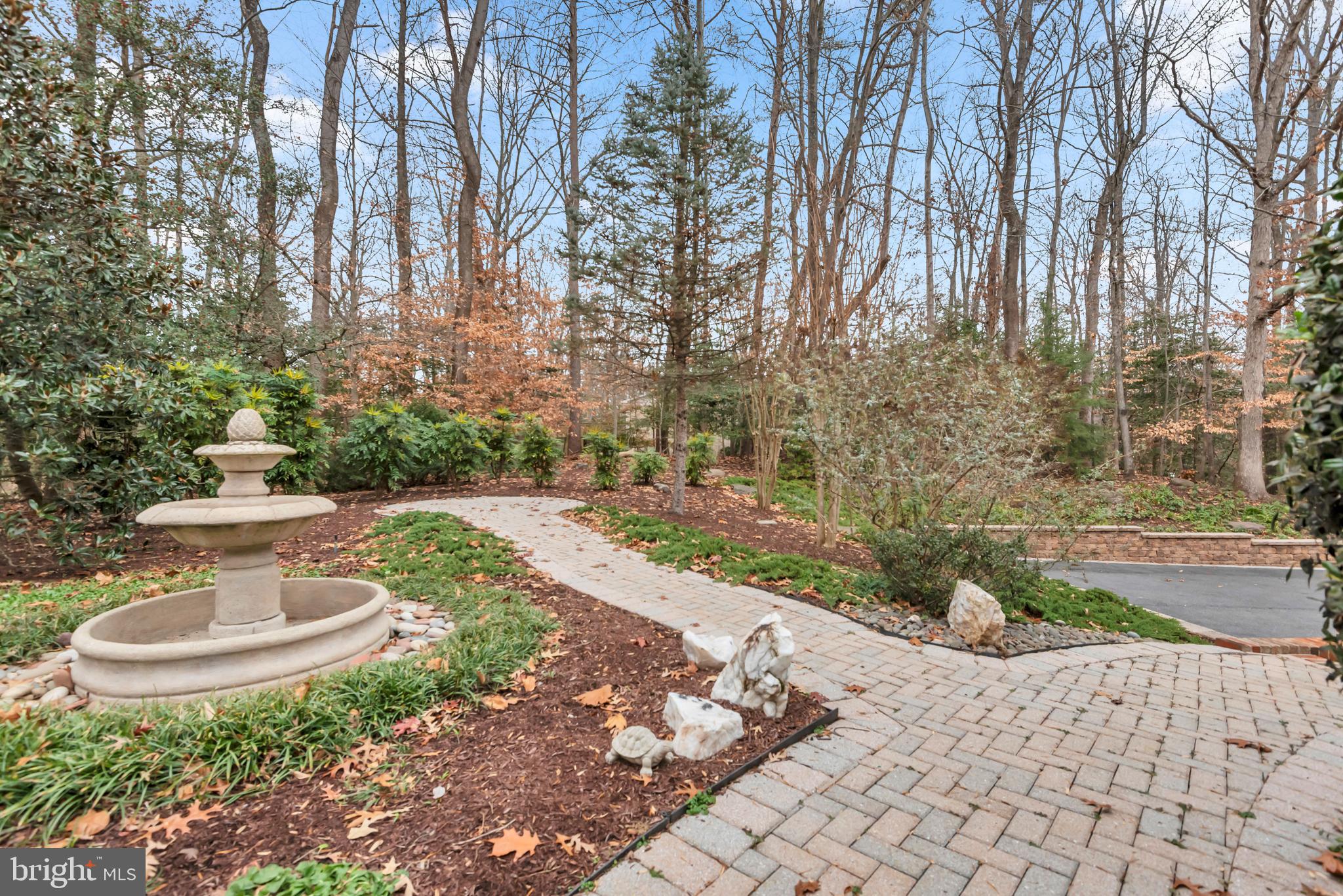 HARBOR HILLS - Residential