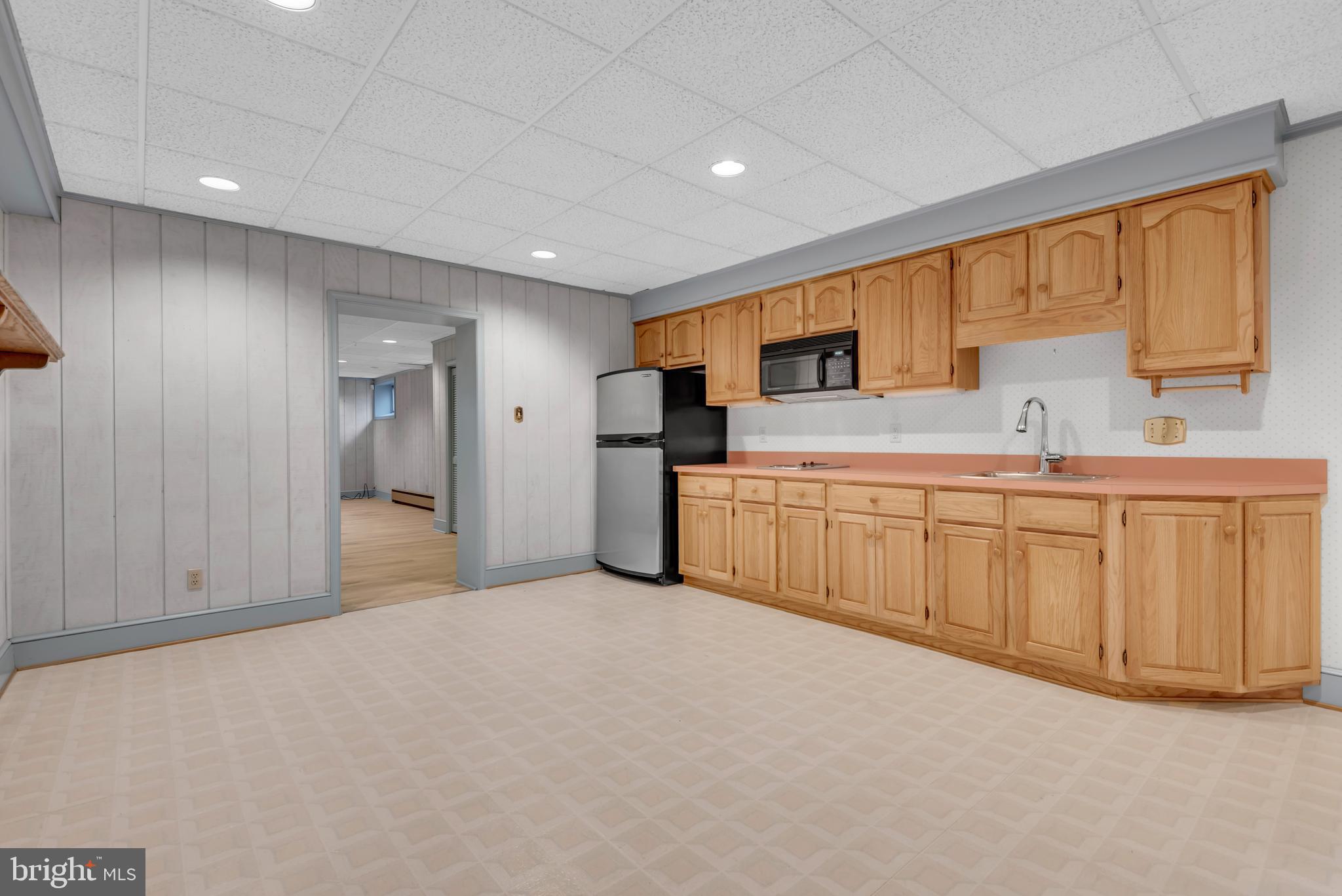 HARBOR HILLS - Residential