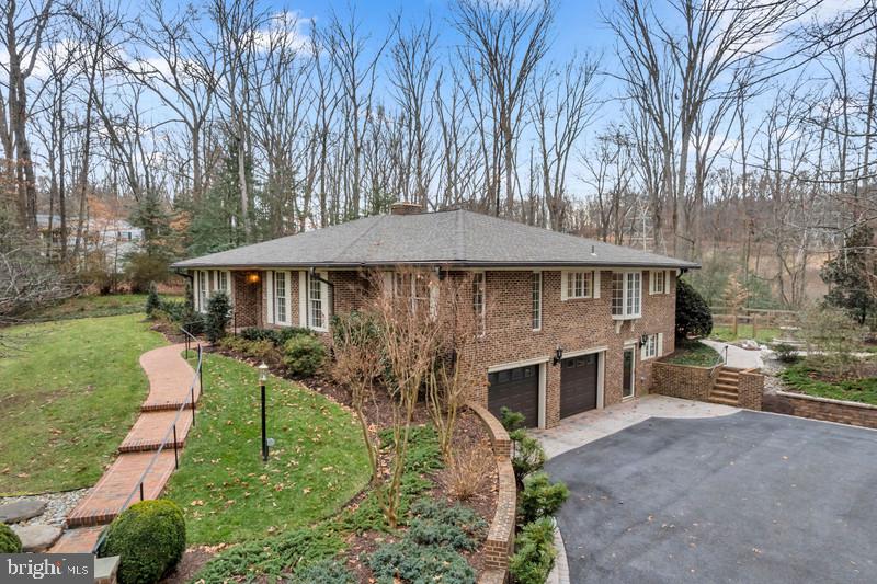 HARBOR HILLS - Residential