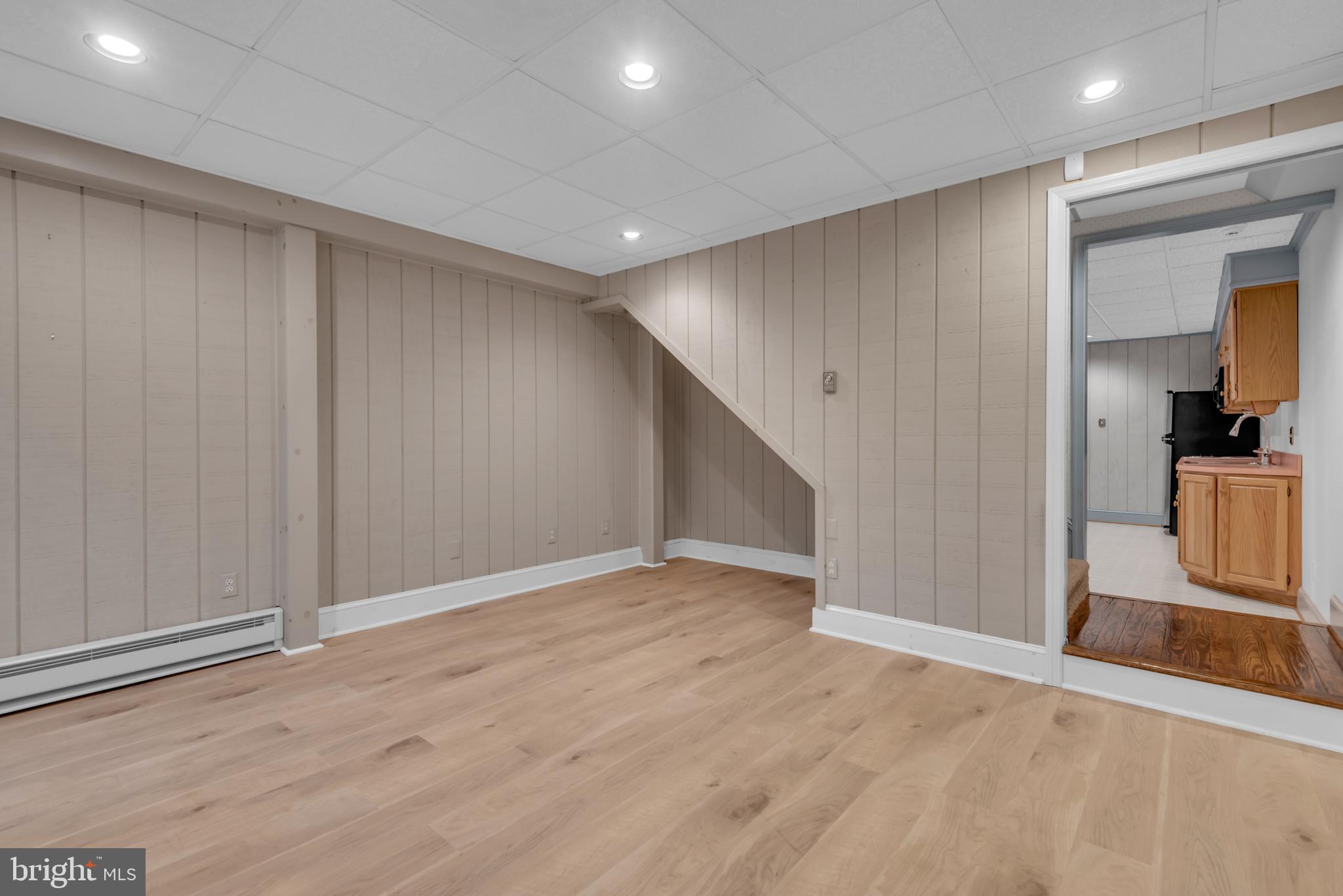 HARBOR HILLS - Residential