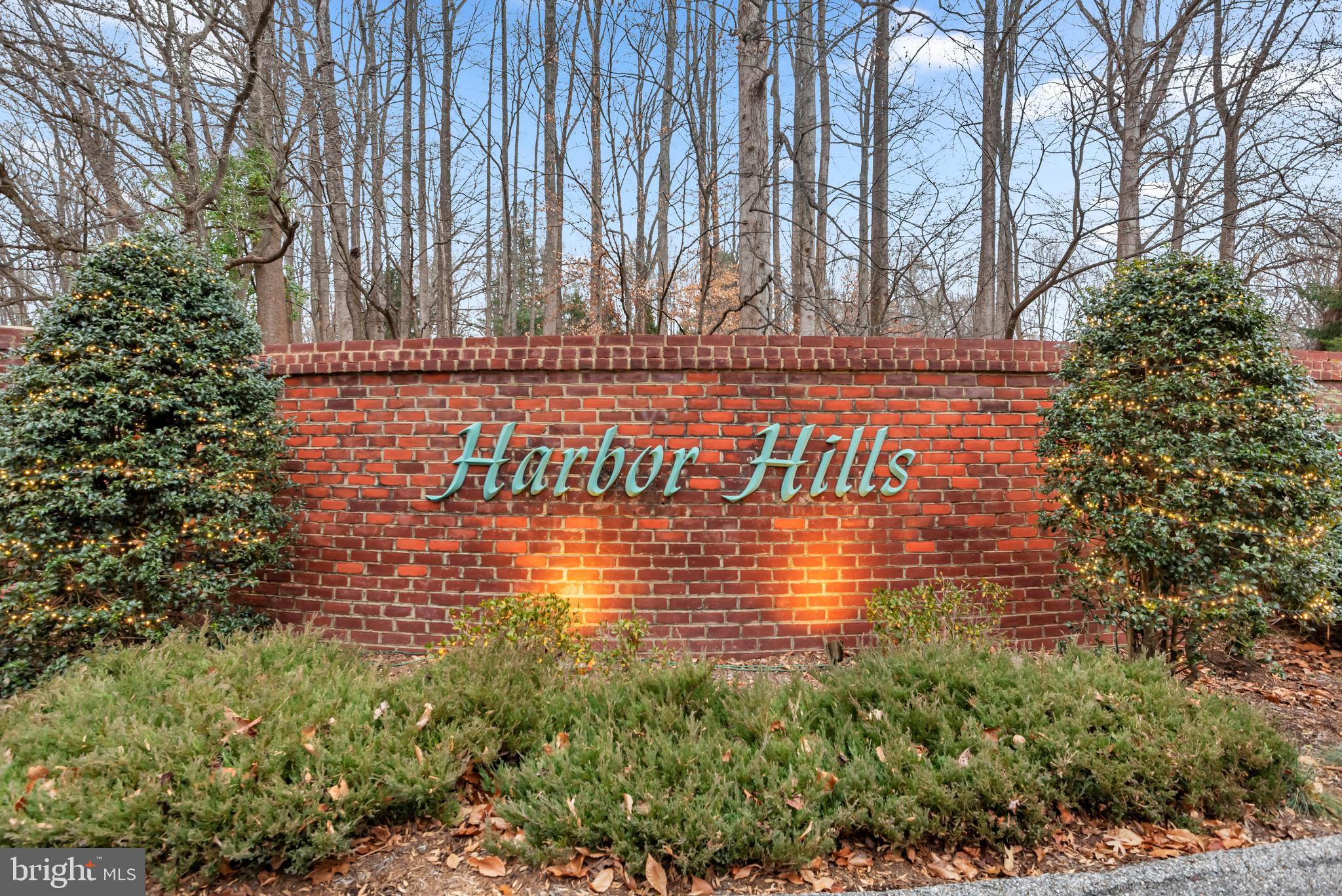 HARBOR HILLS - Residential