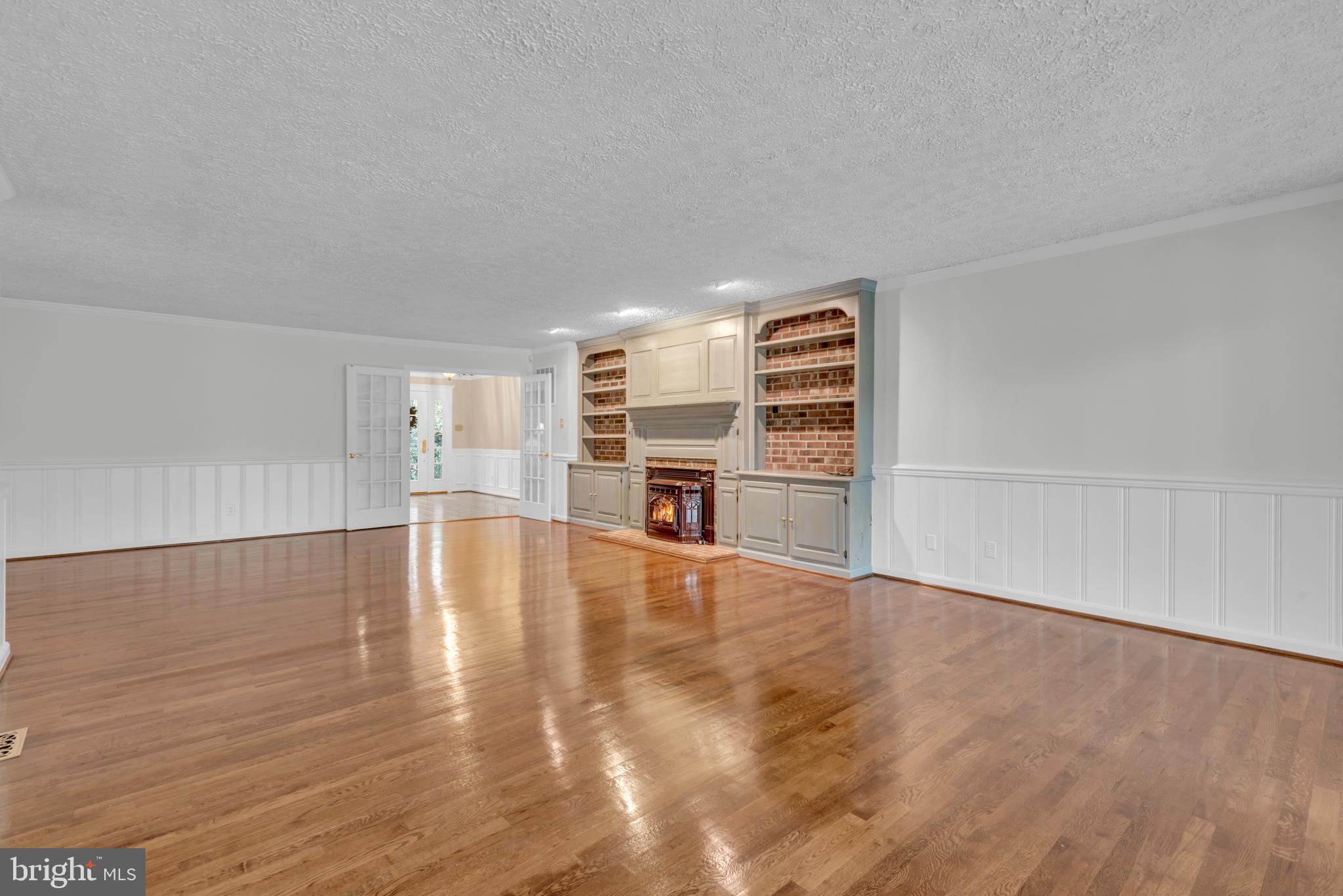 HARBOR HILLS - Residential