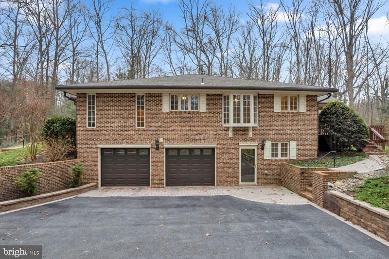 HARBOR HILLS - Residential