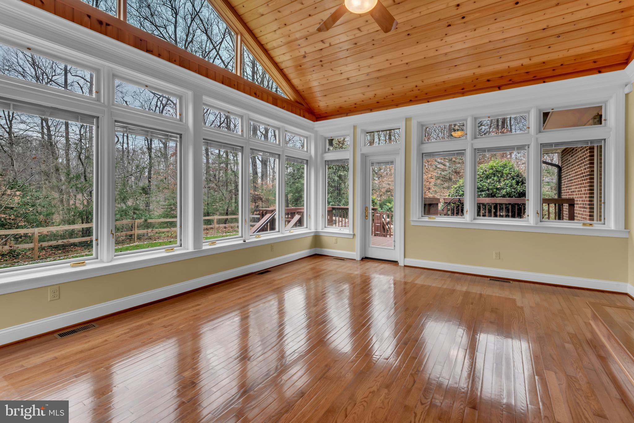 HARBOR HILLS - Residential