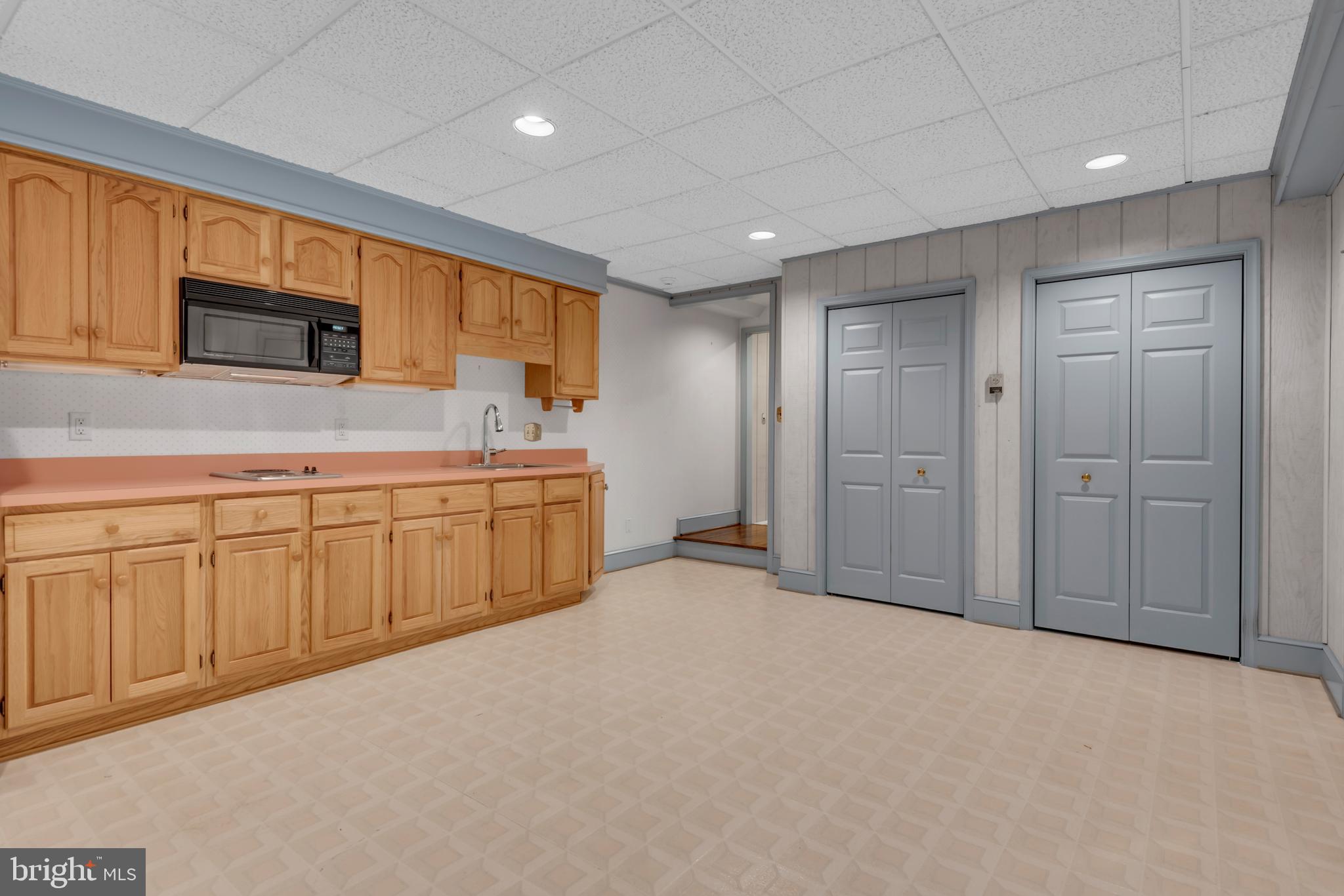 HARBOR HILLS - Residential