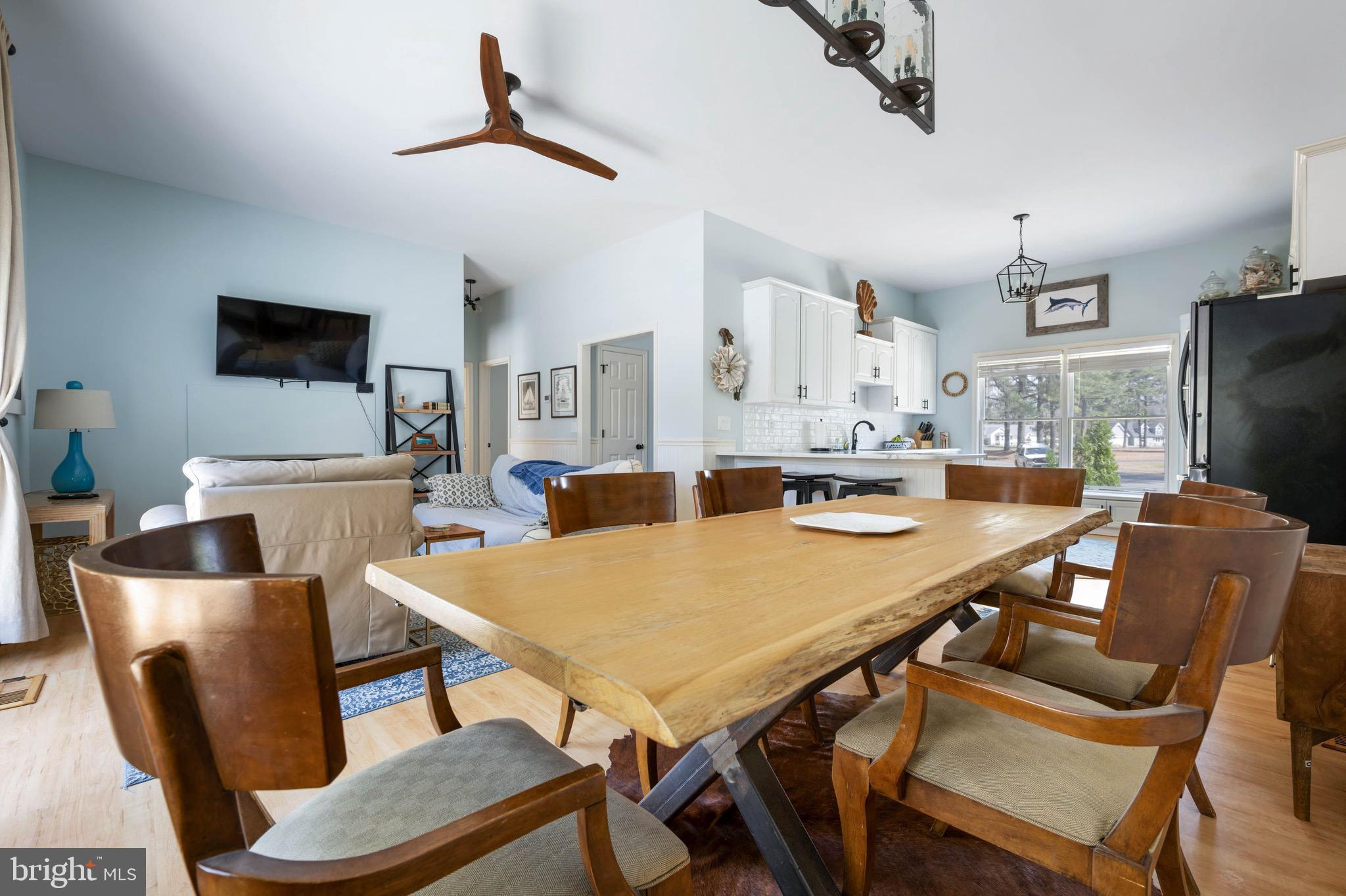 HOLIDAY HARBOR - Residential