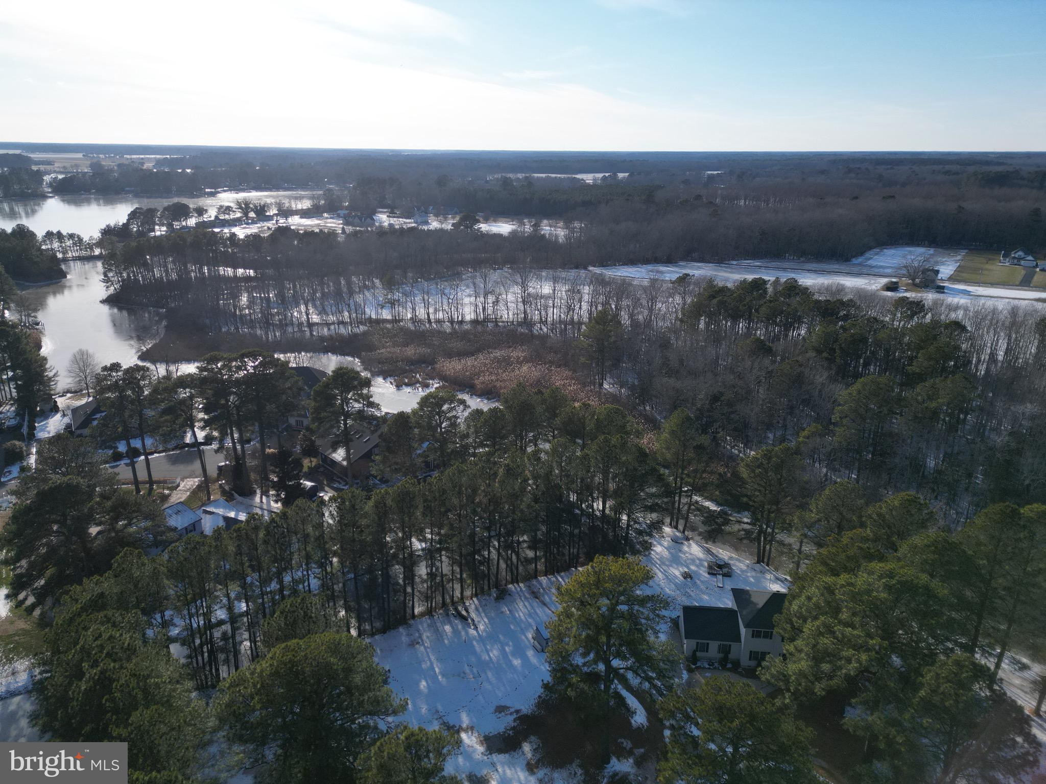 HOLIDAY HARBOR - Residential