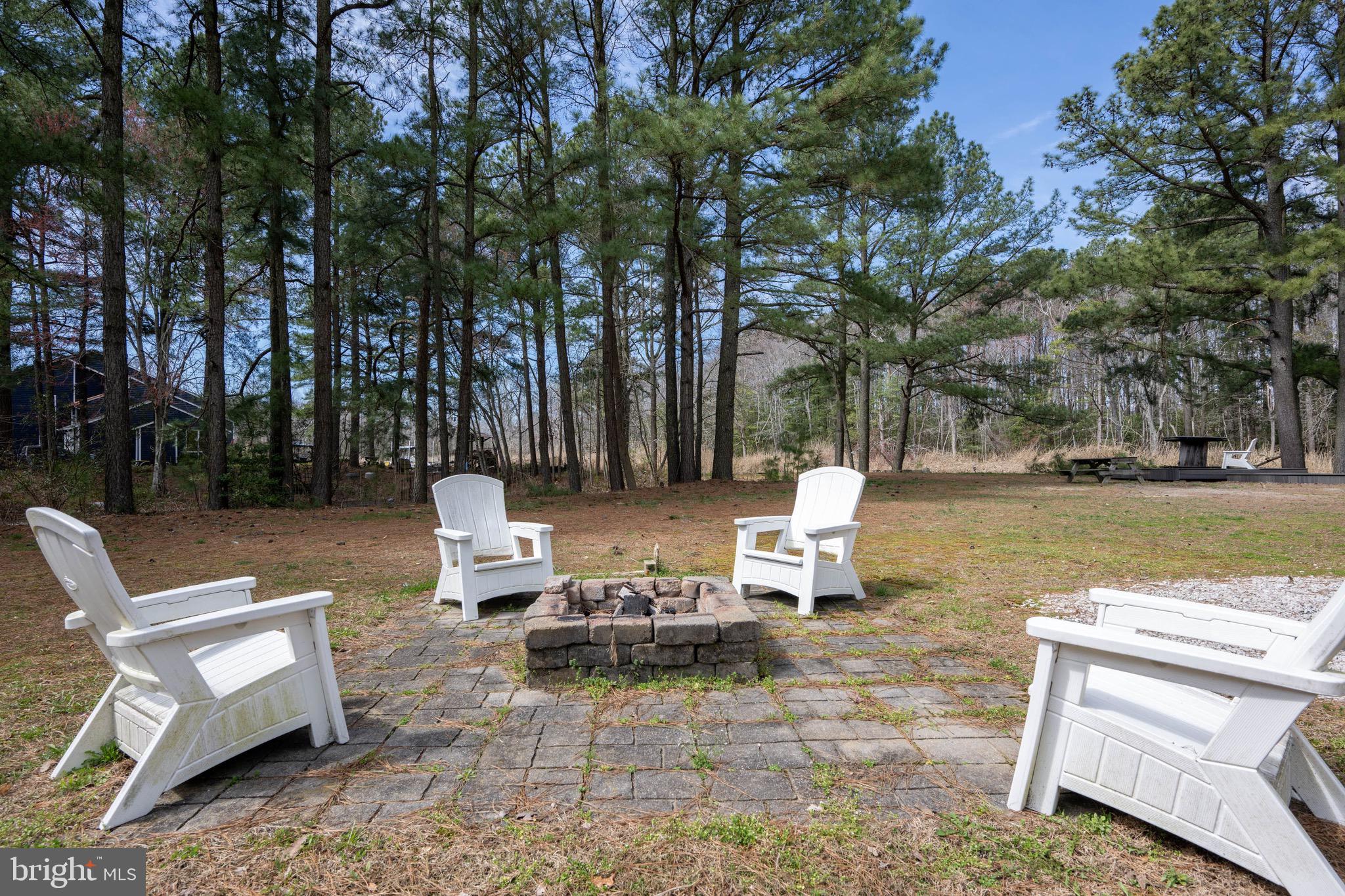 HOLIDAY HARBOR - Residential