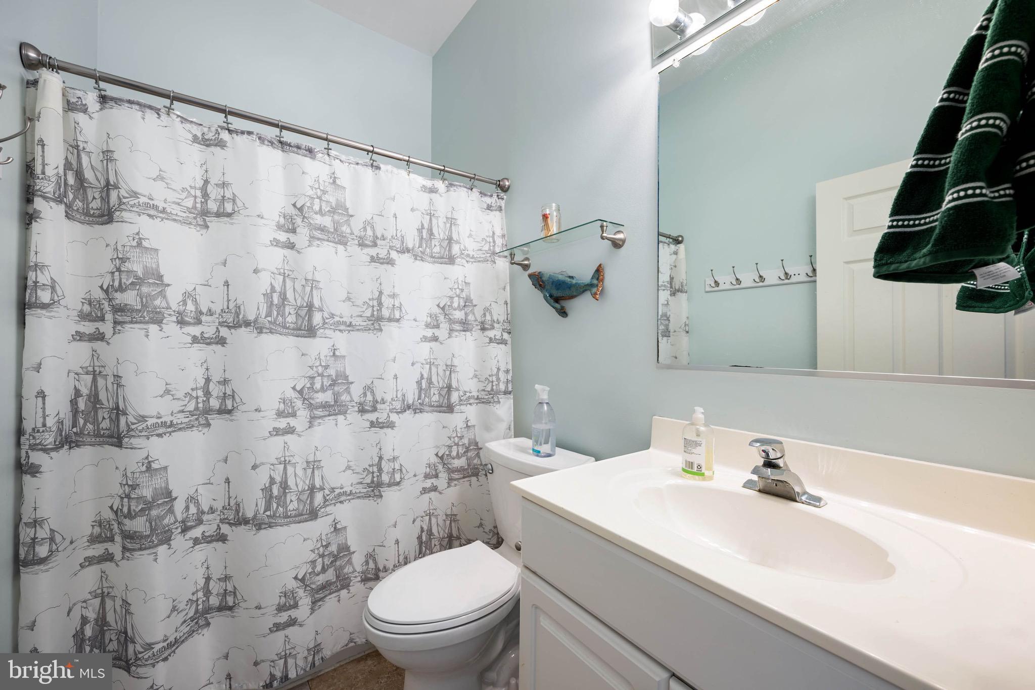 HOLIDAY HARBOR - Residential