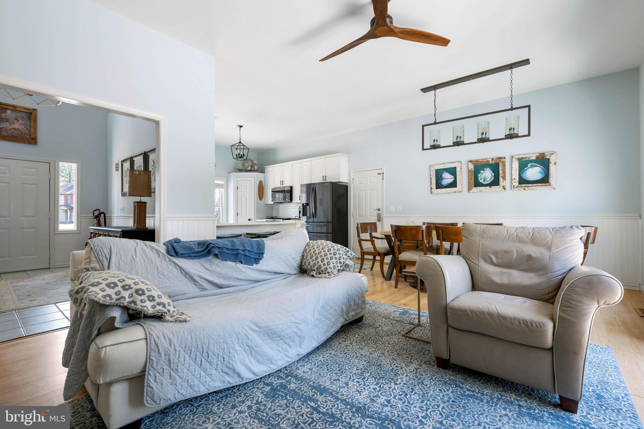 HOLIDAY HARBOR - Residential