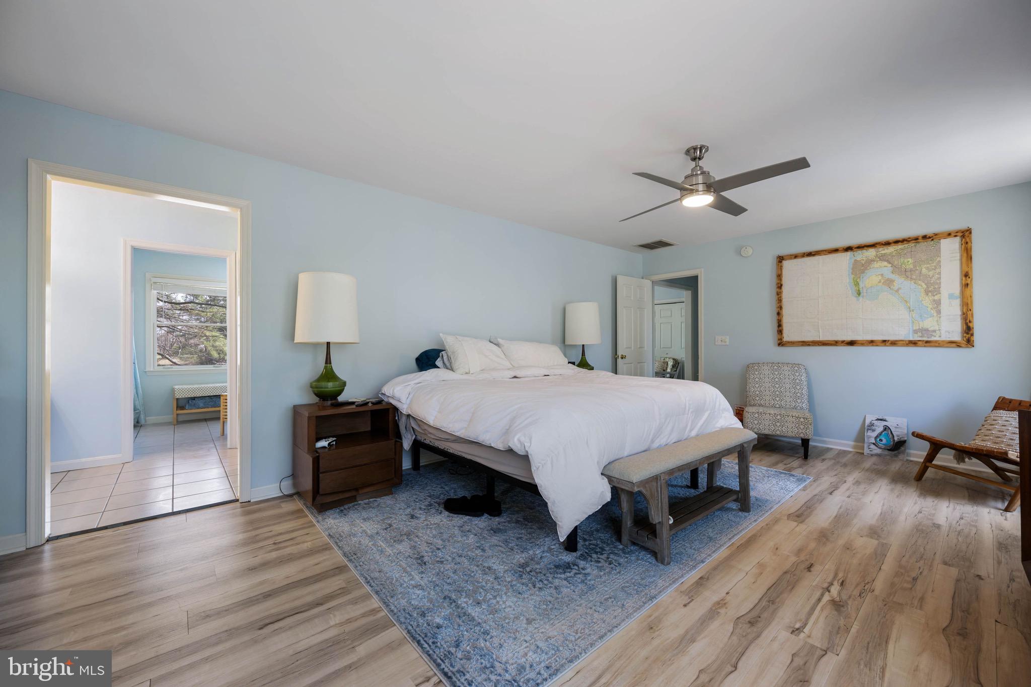 HOLIDAY HARBOR - Residential