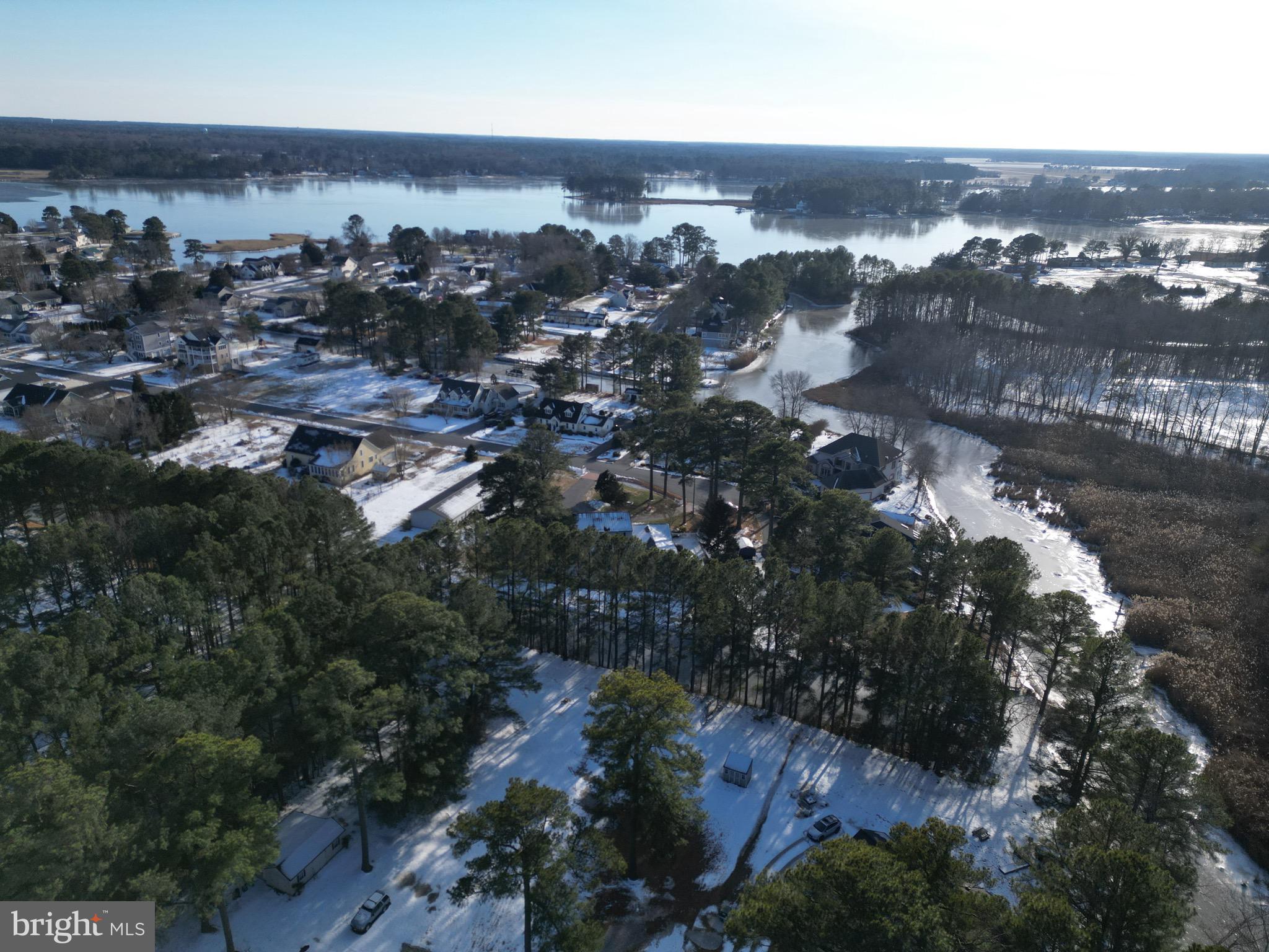 HOLIDAY HARBOR - Residential