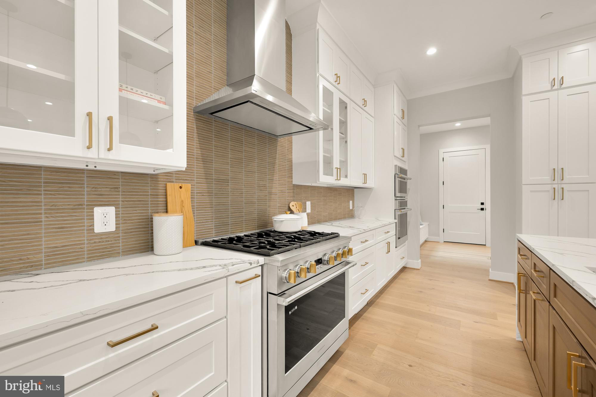 WESTGATE - Residential