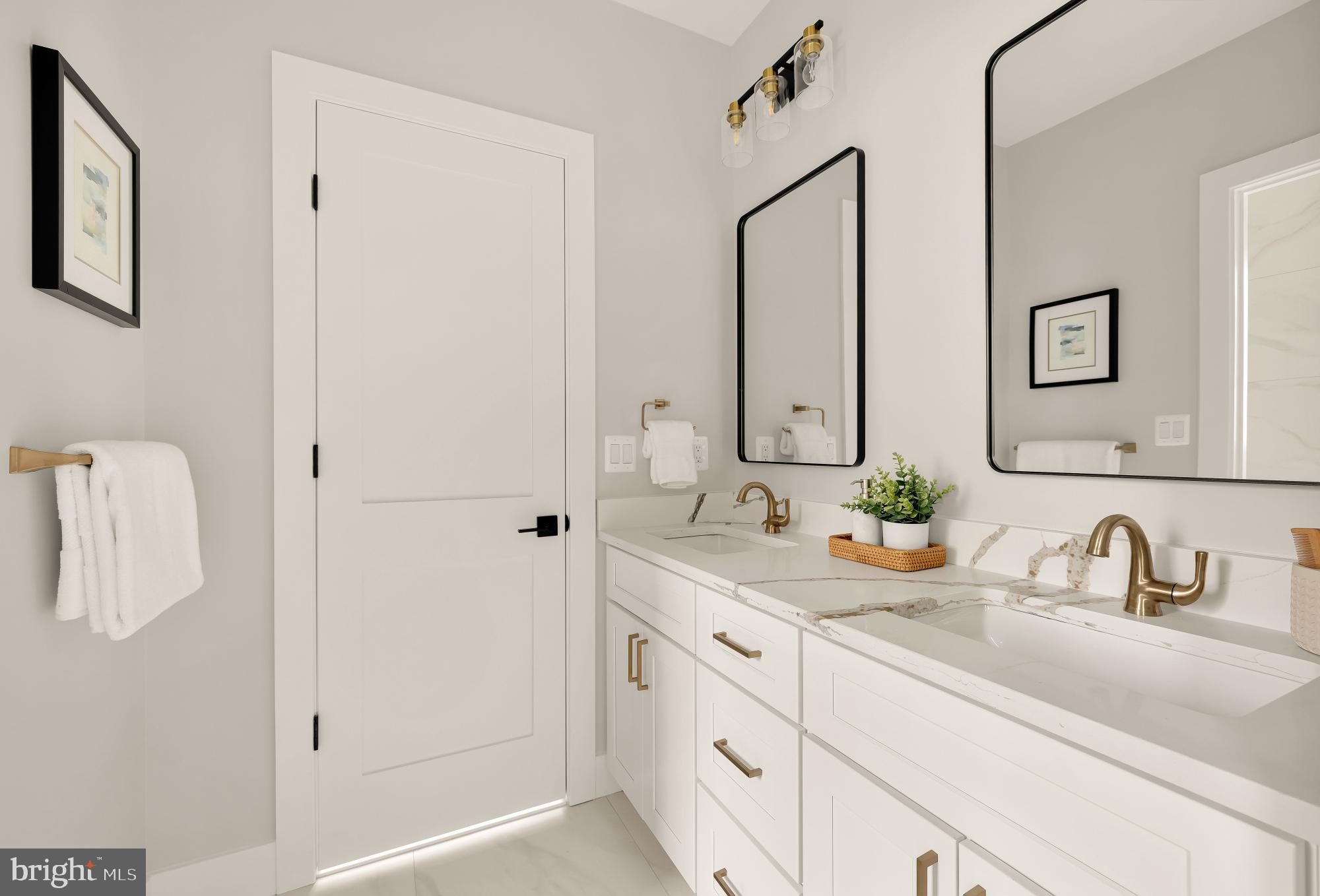 WESTGATE - Residential