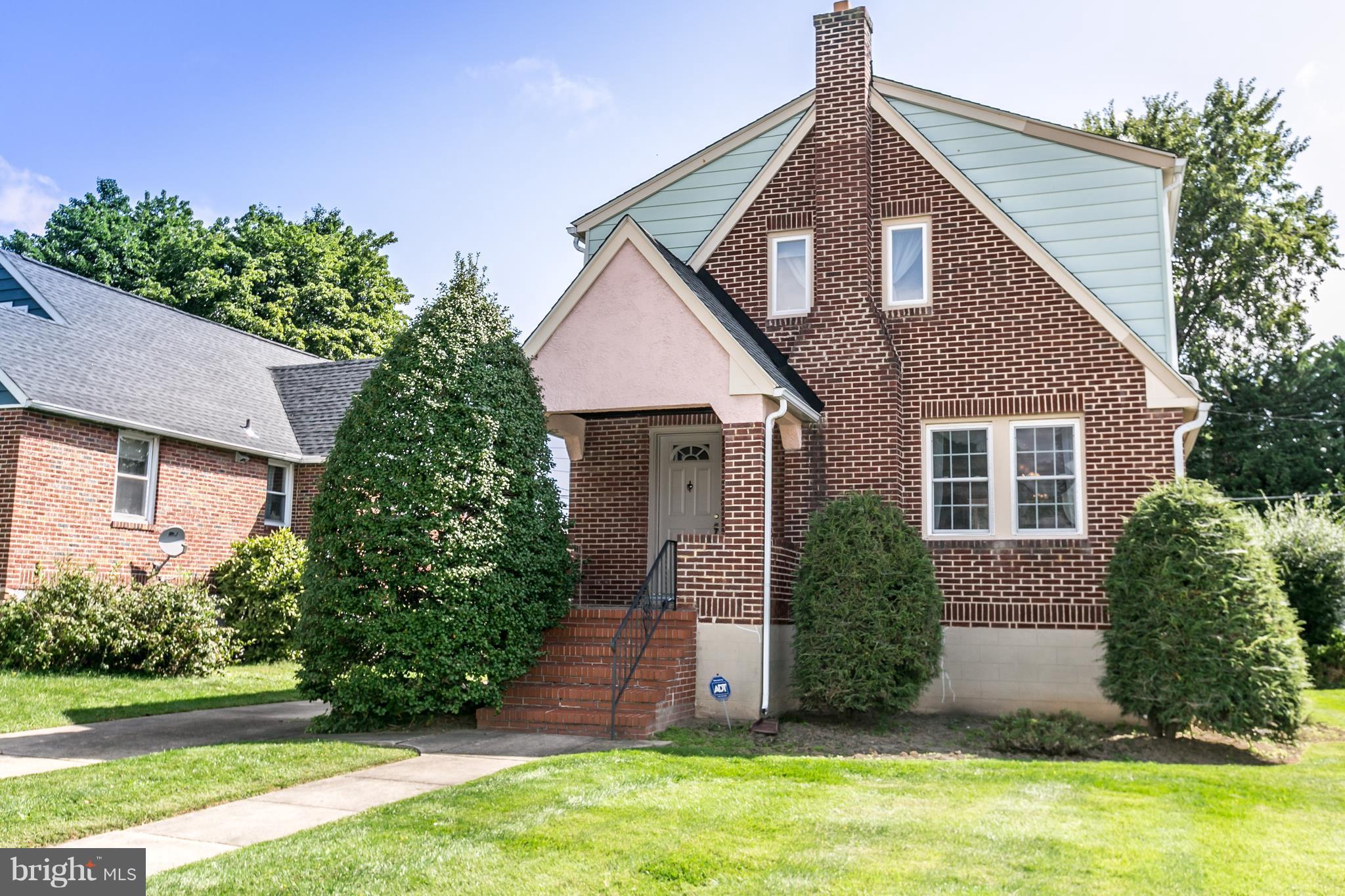 VILLA CRESTA - Residential