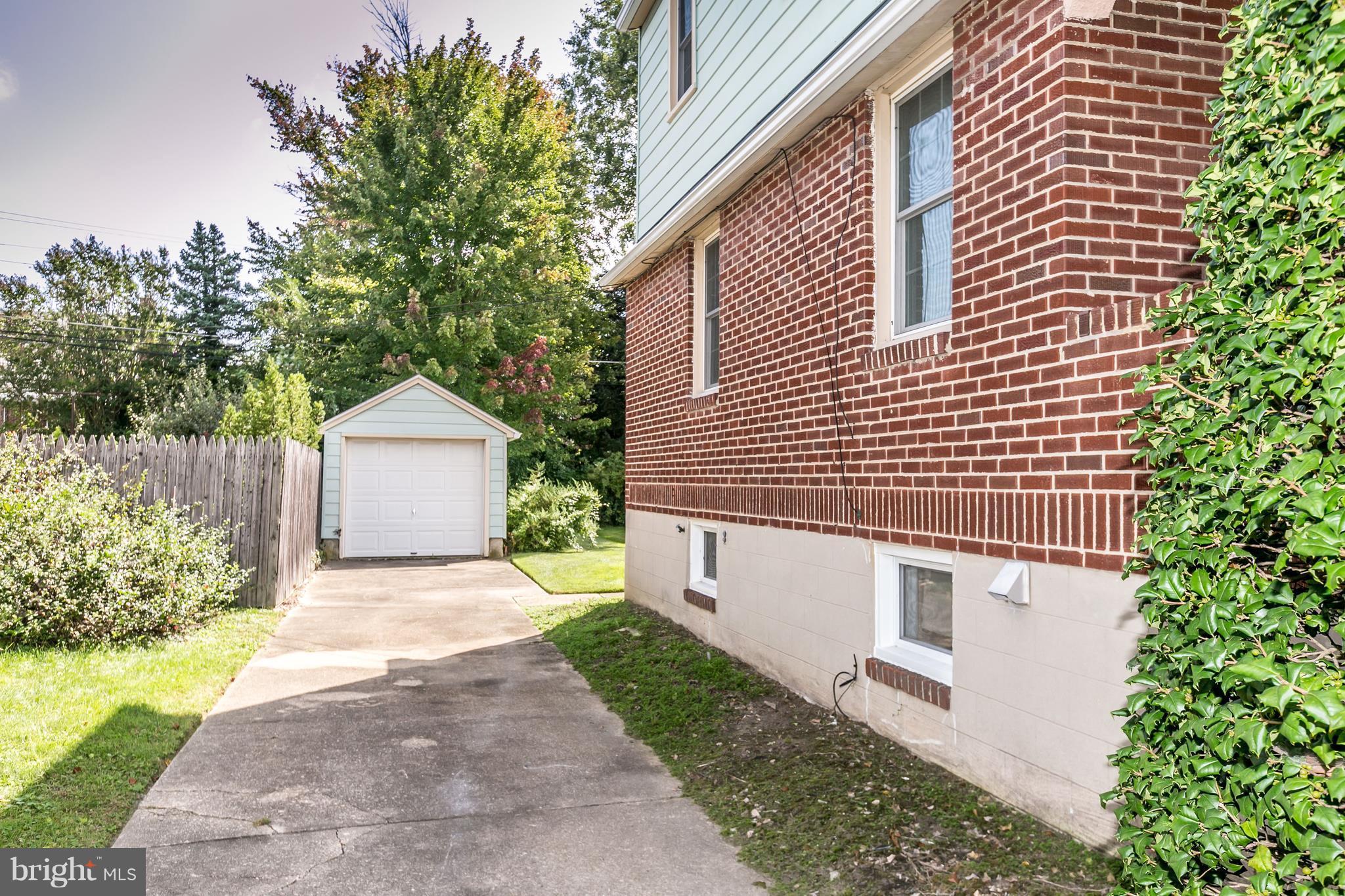 VILLA CRESTA - Residential