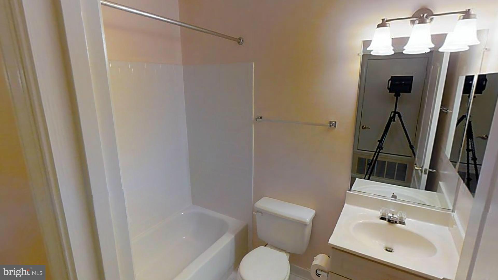 CARDINAL PLACE - Residential Lease