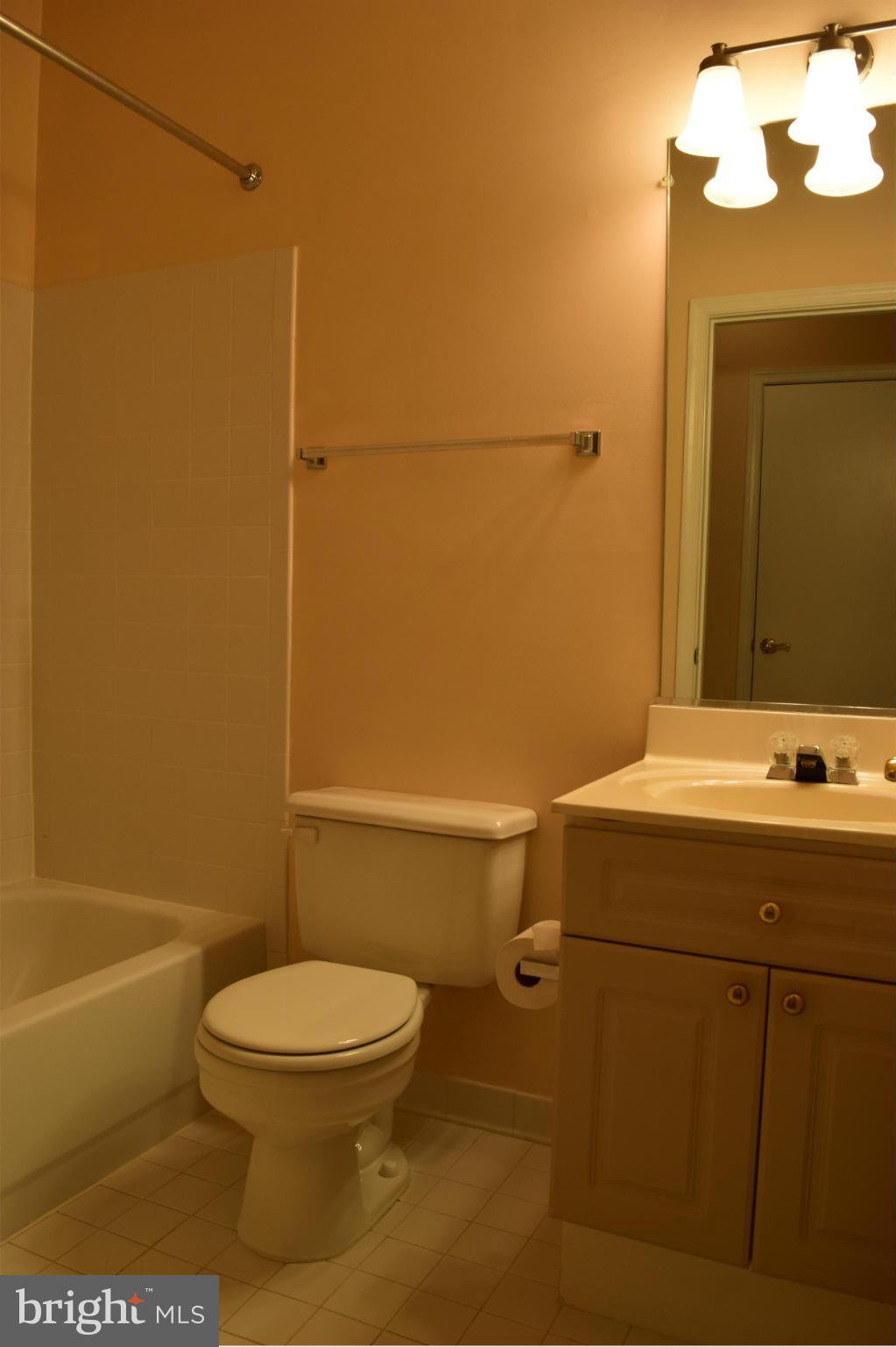 CARDINAL PLACE - Residential Lease