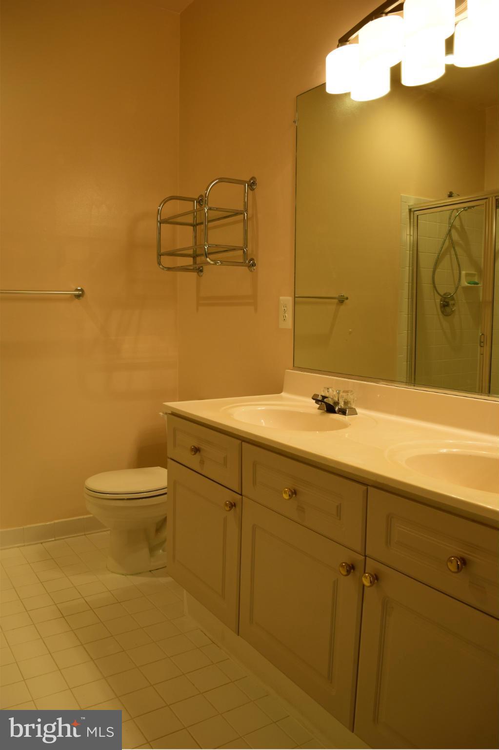 CARDINAL PLACE - Residential Lease